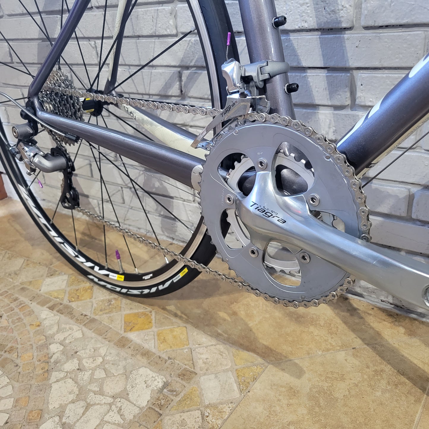Specialized Ruby Sport Carbon Women's Road Bike (51.5 cm)