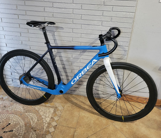 Orbea Gain m20 e-road bike
