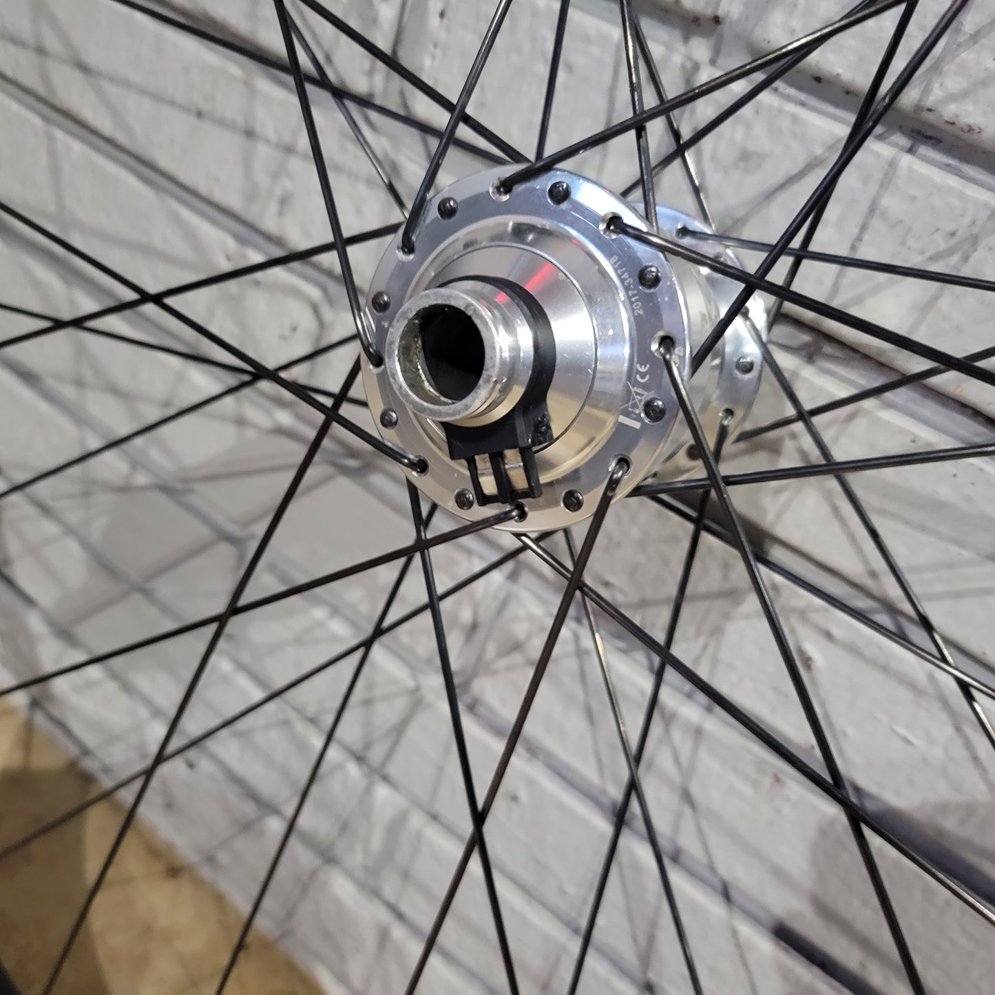 Velocity Blunt 35 wheels w/ i9 Torch, Dynamo Boost