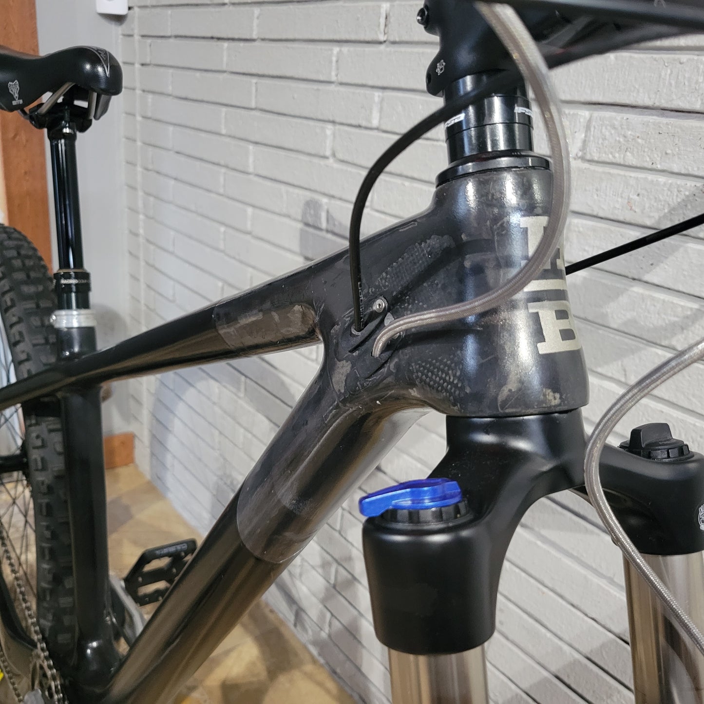 Carbon Hardtail 27.5+ (Size Small 16")