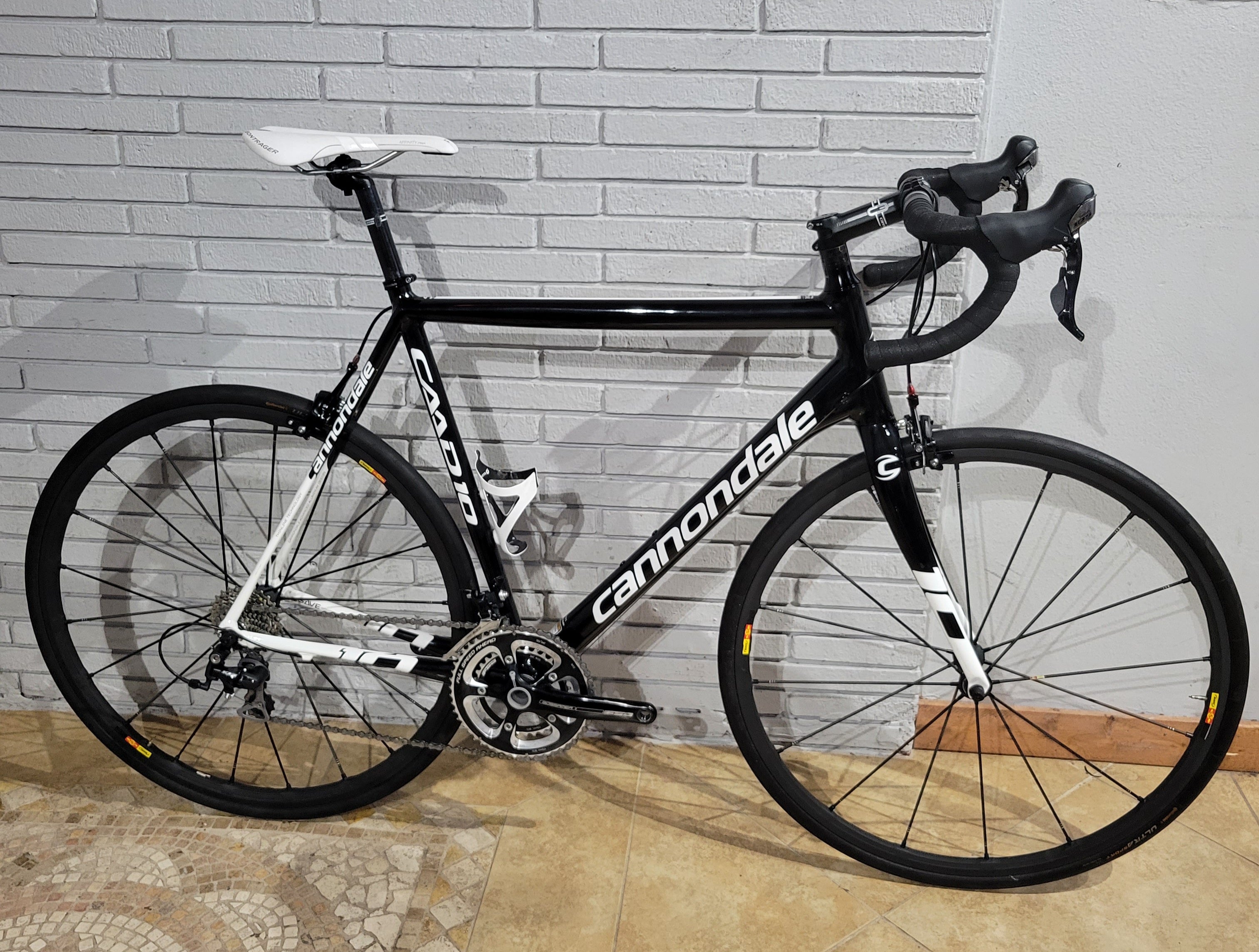 Cannondale CAAD10 Road Bike (58cm) Mavic R-Sys SLR wheels – South Tampa Bicycle Co