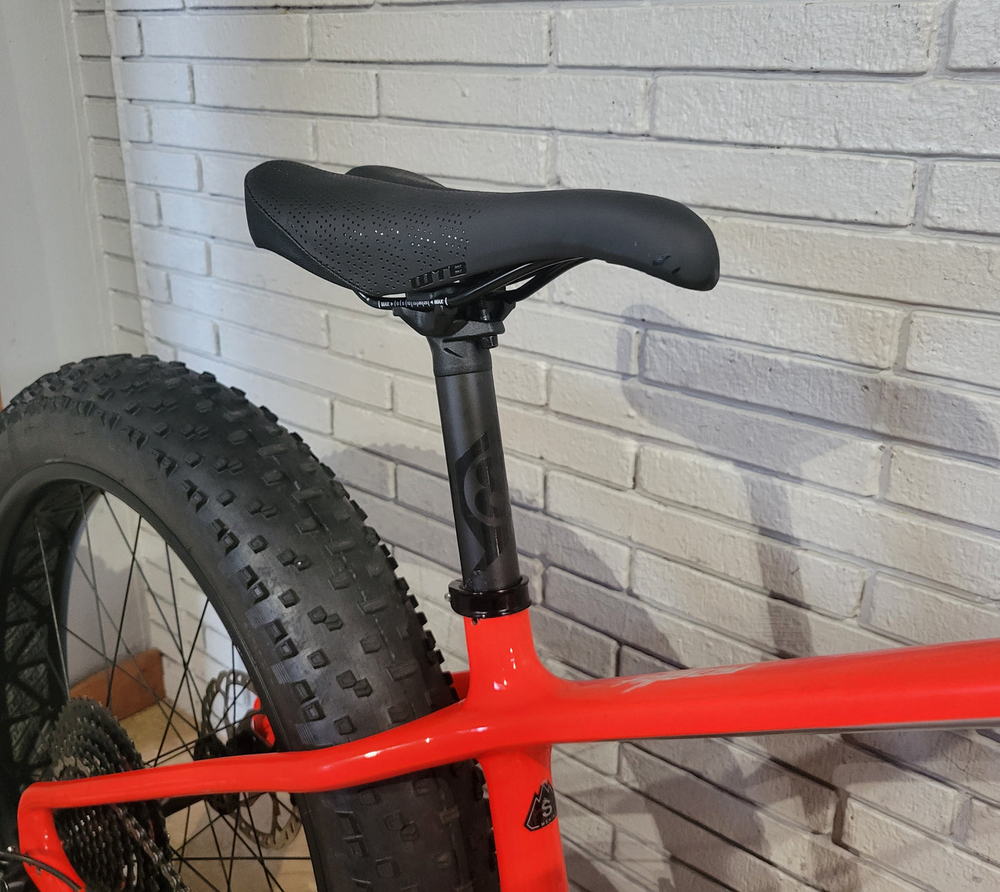 2017 Specialized Fatboy Carbon (Small) Upgraded