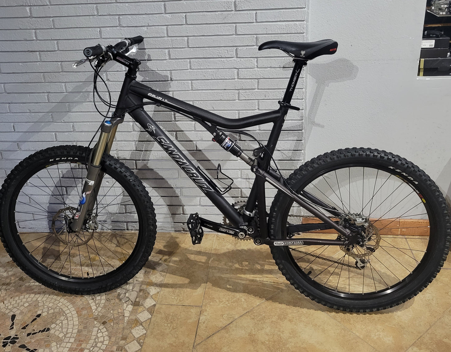 Santa Cruz Blur LT (size XL)