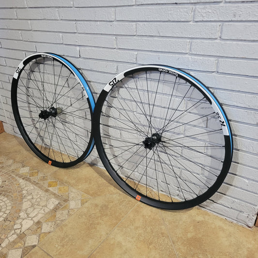 Box One Carbon 27.5 wheelset non boost
