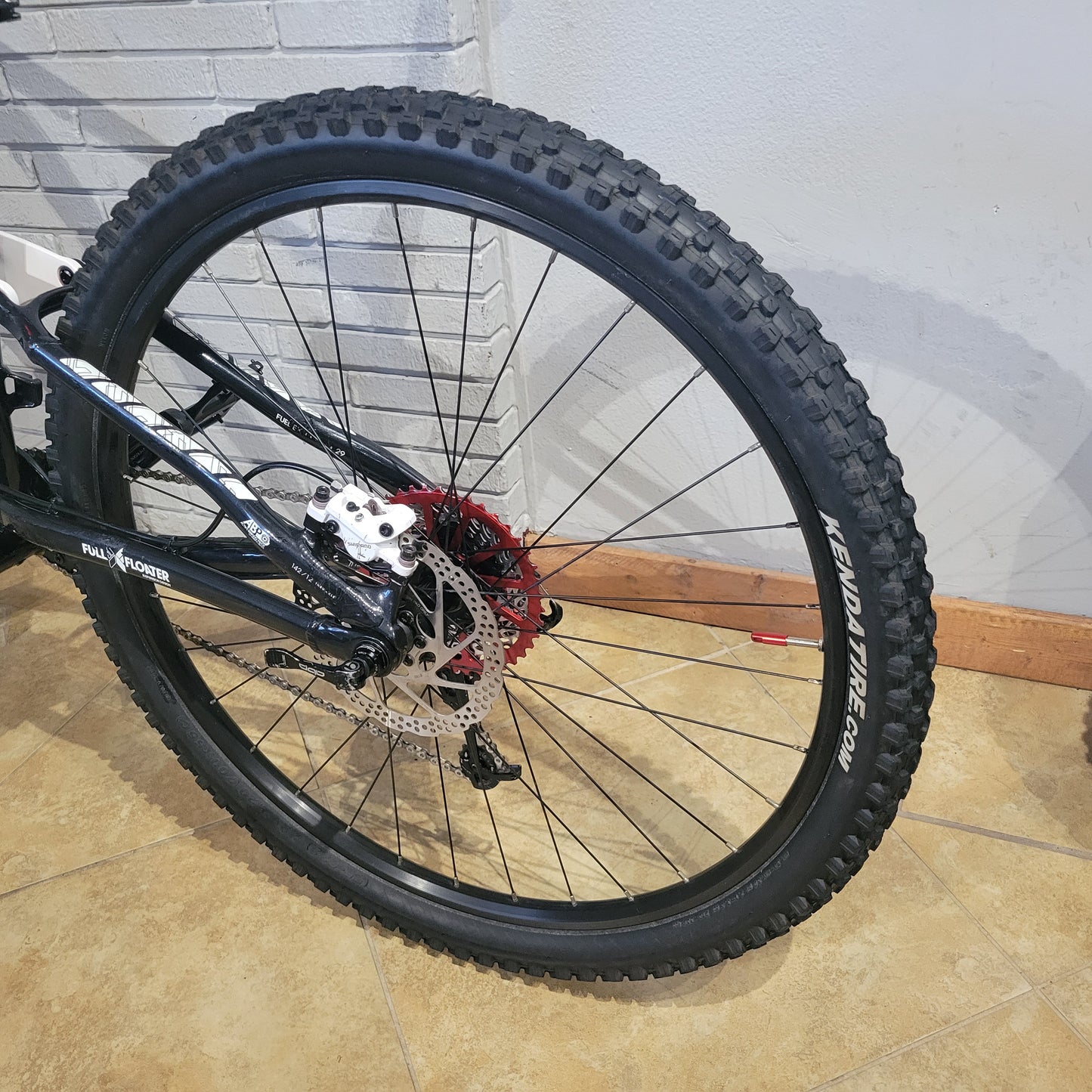Trek Fuel Ex (Size Large)