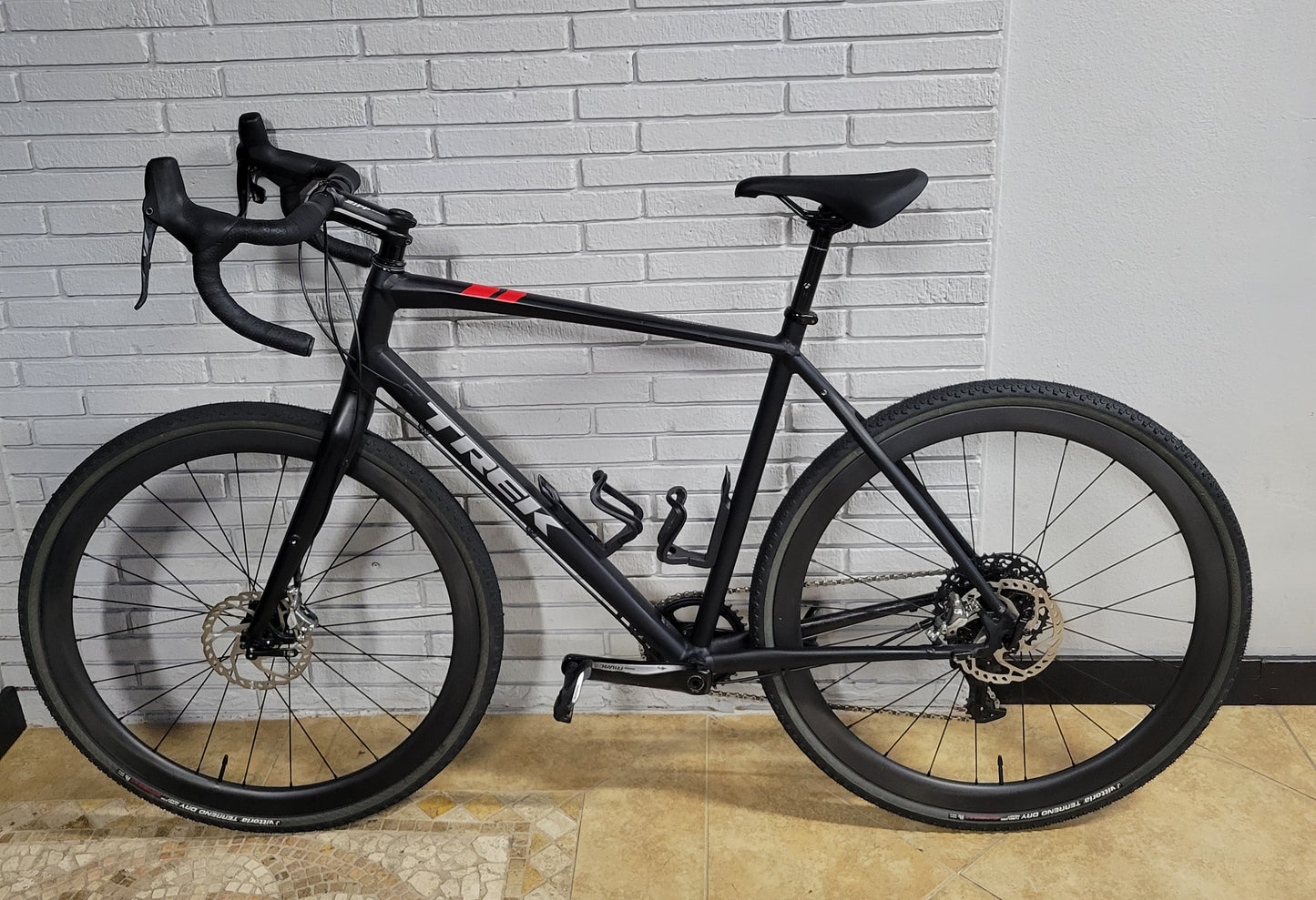 Trek Crossrip Force 1x 56cm Carbon Wheels