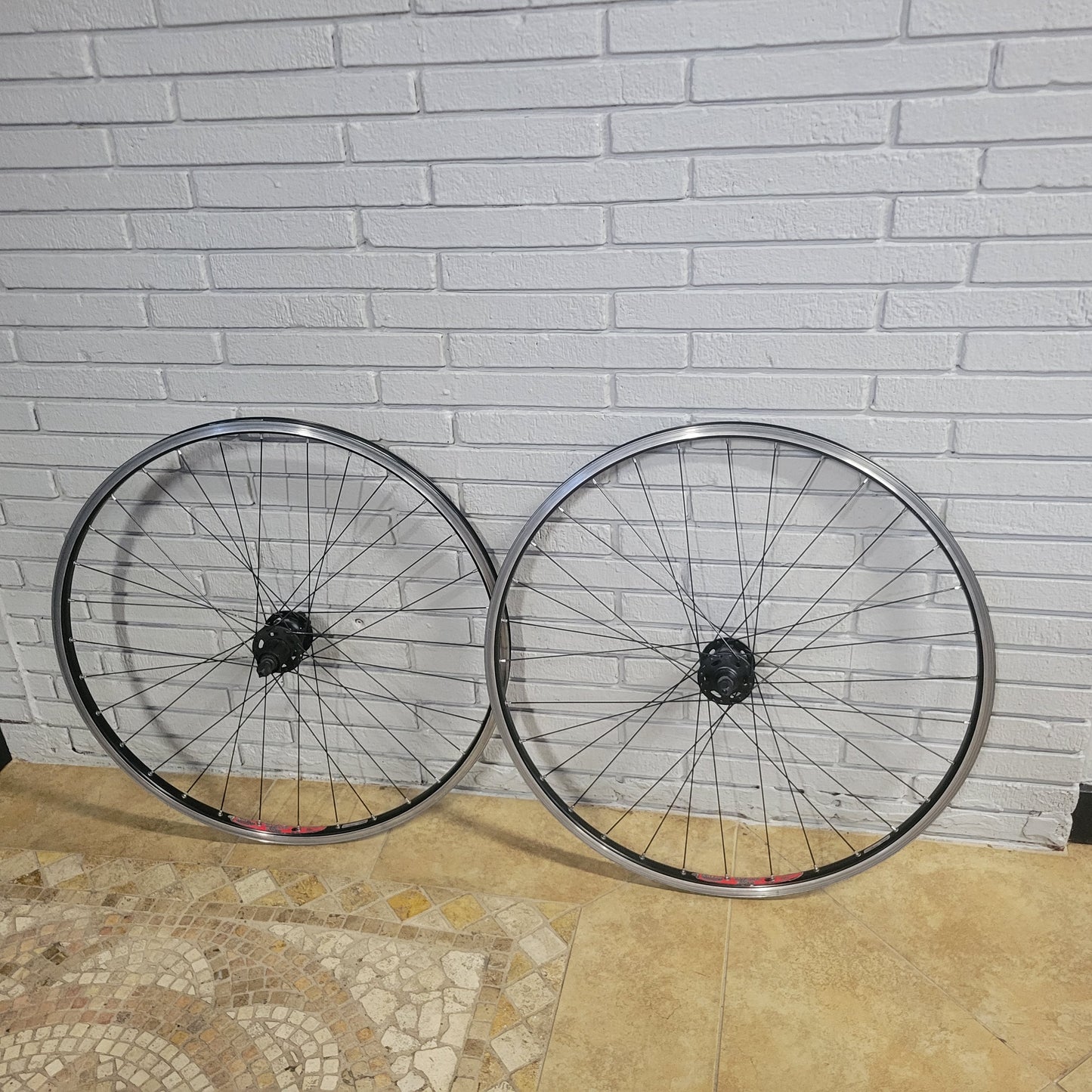 Salsa Delgado Shimano XT Wheelset 29er Disc or rim