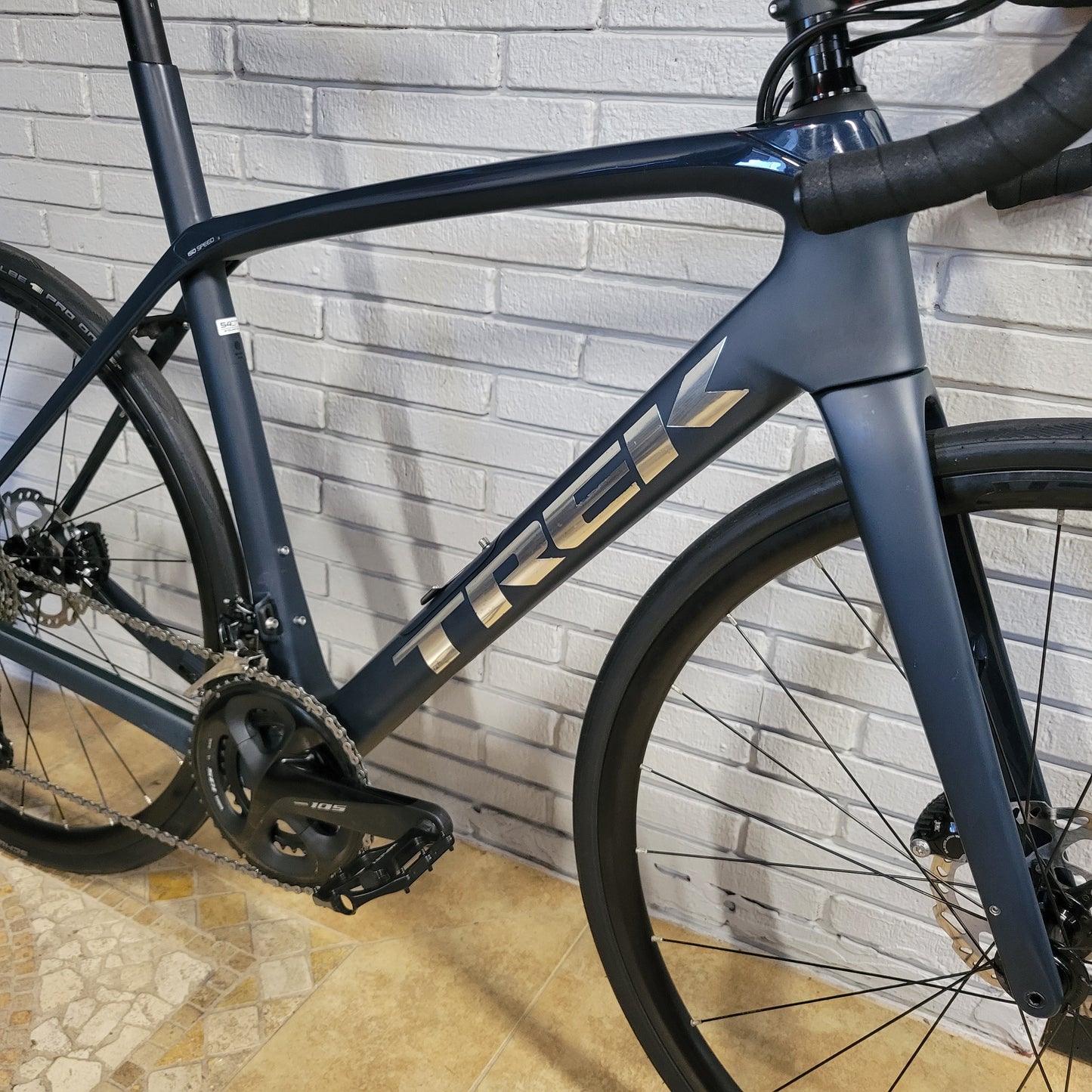 2021 Trek Domane SL5 (54cm)