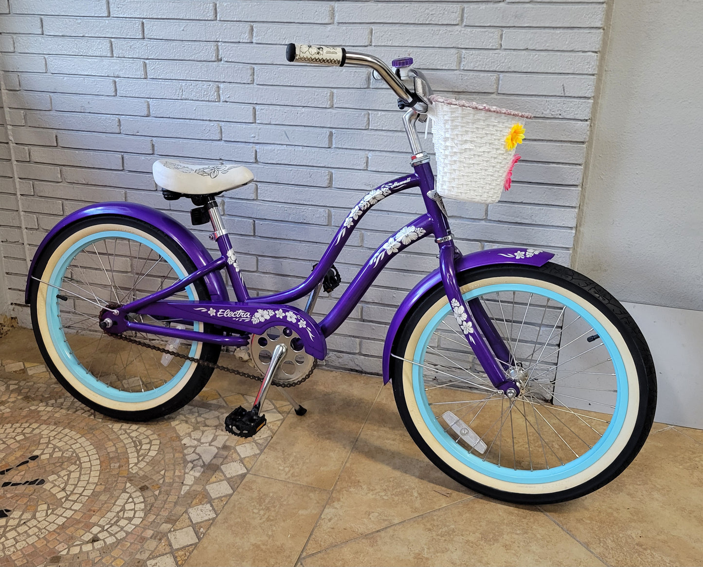Electra Kids Beach Crusier Bikes 20" Pink Purple