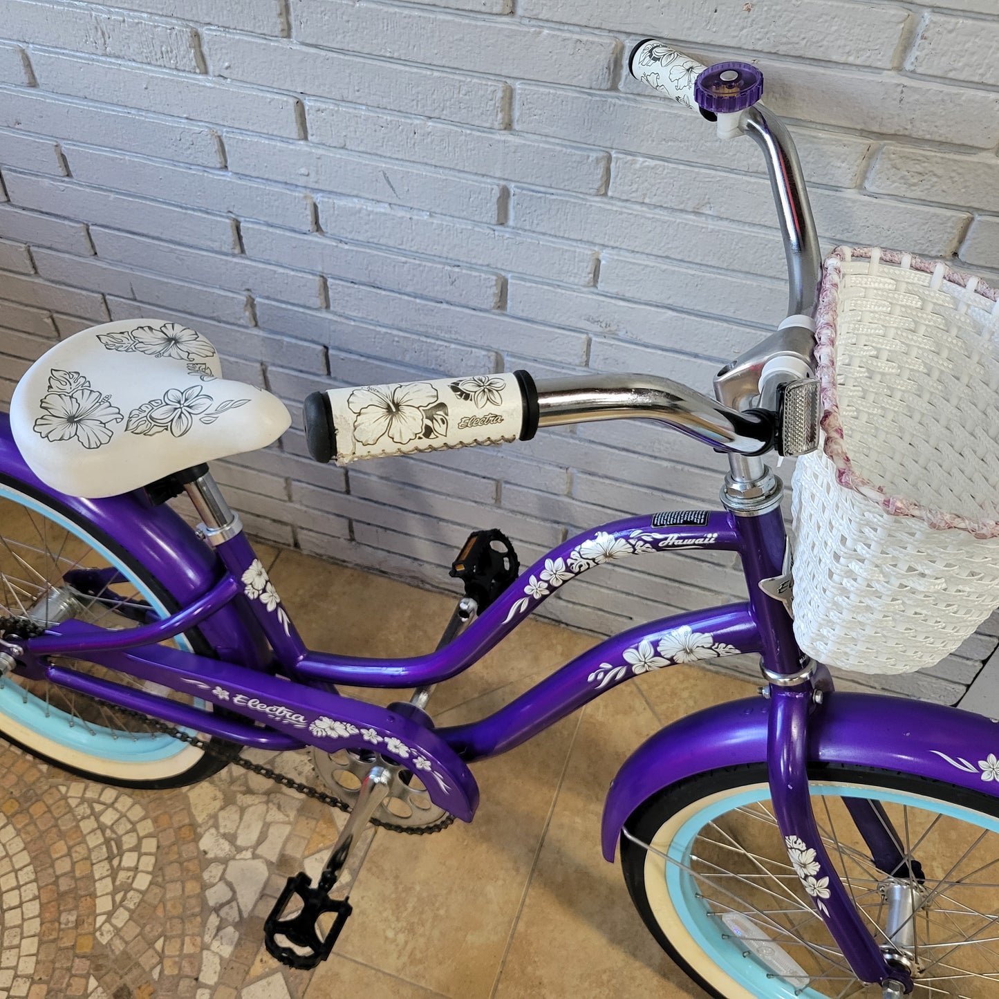 Electra Kids Beach Crusier Bikes 20" Pink Purple