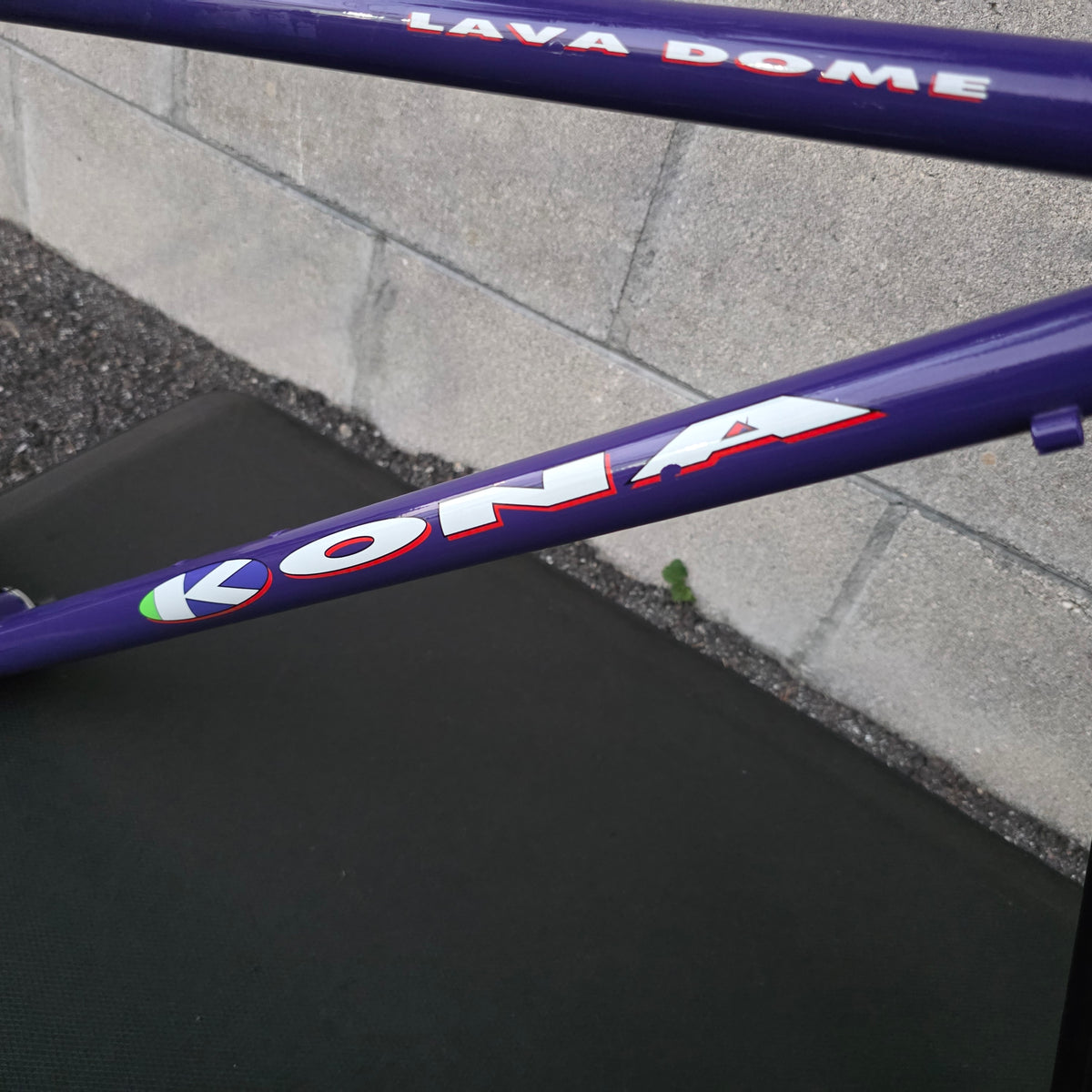 Kona Lava Dome 16" Vintage Purple - P2 Fork