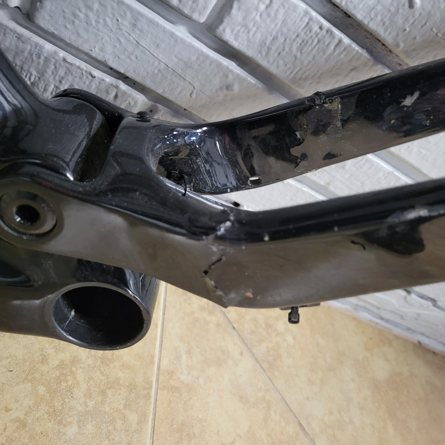 Trek Fuel EX Carbon Frame DAMAGED- cracked front and rear
