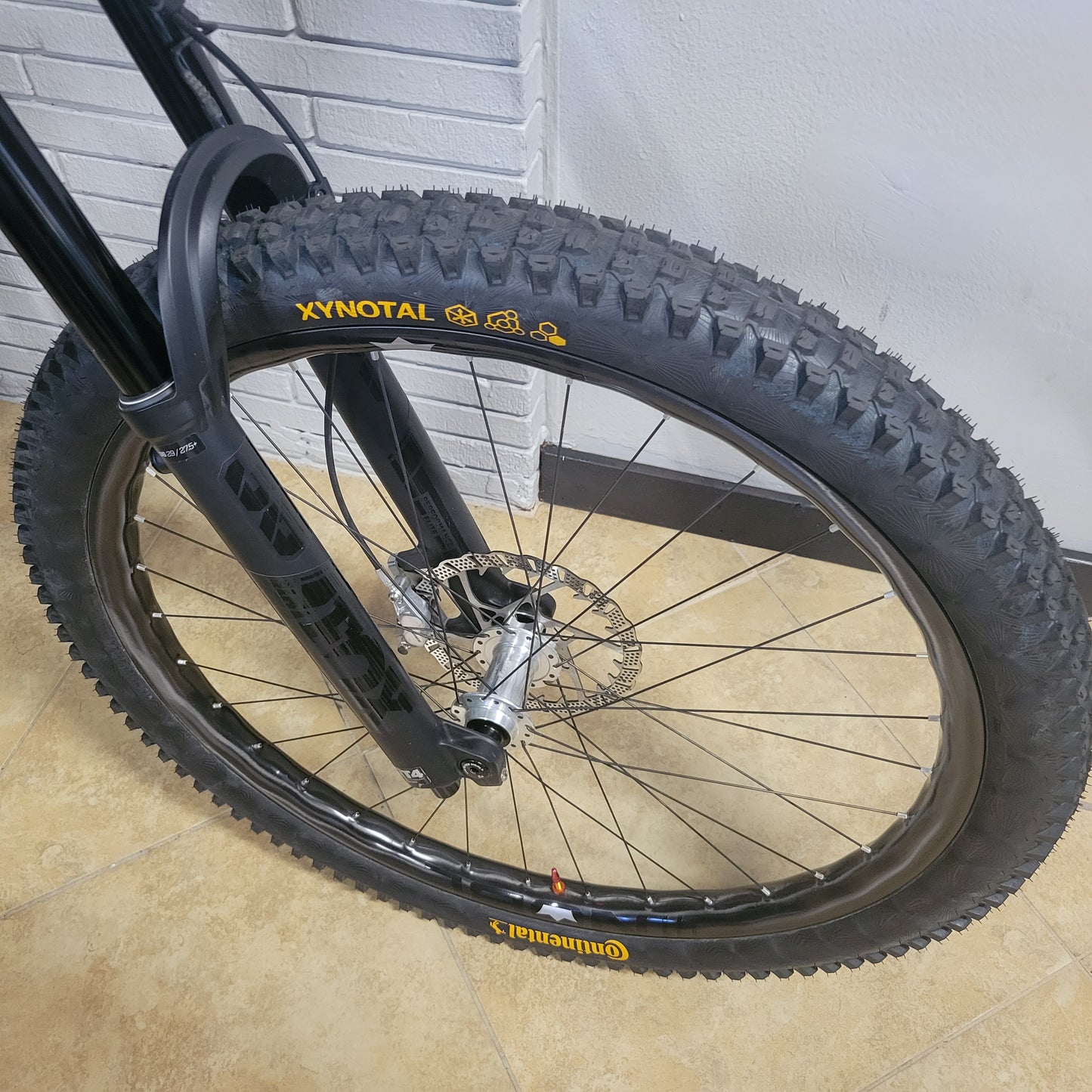 2024 Giant Trance Advanced E+ Elite E-Bike (Large)