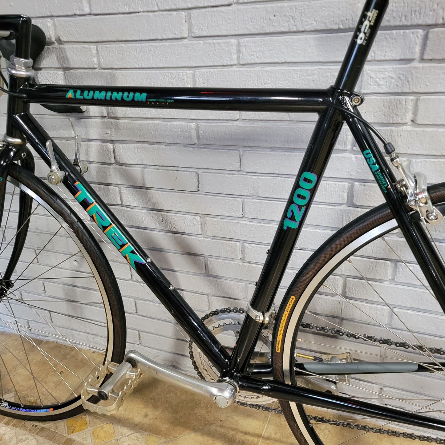 Trek 1200 Aluminum Road Bike (53cm Medium) Vinatge
