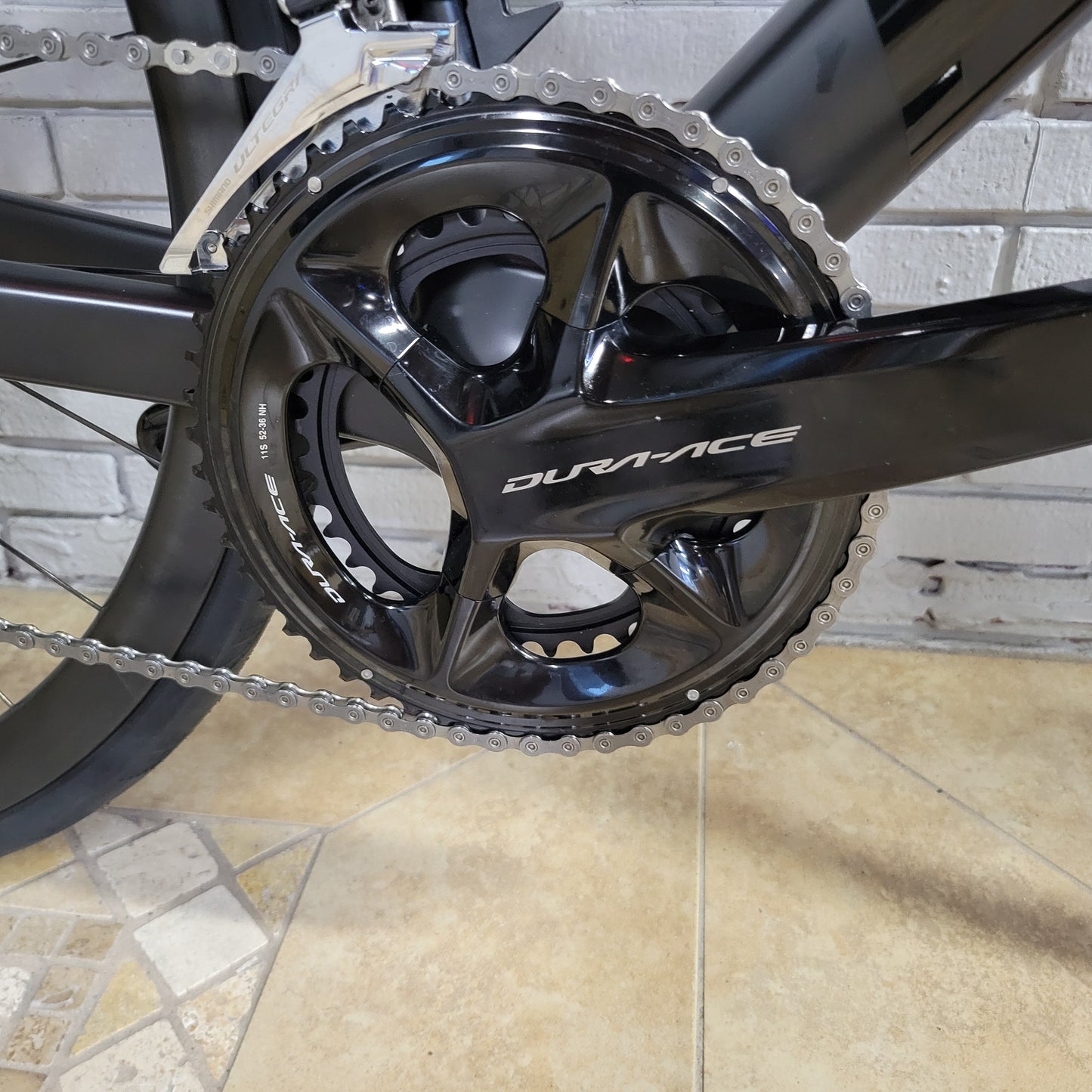 2023 BMC TeamMachine SLR01 MOD (56cm) Ultegra Di2, DT Swiss PRC1475