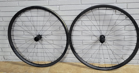 Roval Traverse SL Carbon wheelset 29 30mm Boost or Non