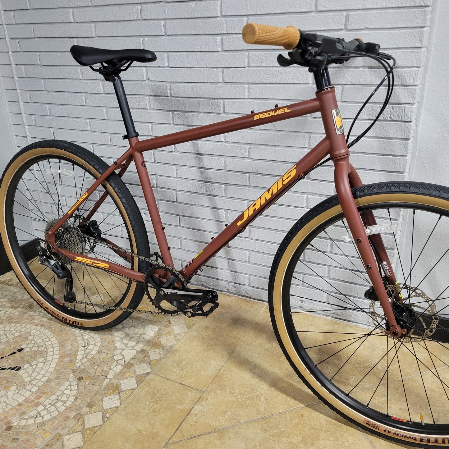 2021 Jamis Sequel S2 (Large 19") Gravel/ Adventure/ Urban Bike