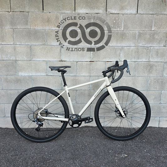 Specialized Sequoia Expert 54cm Gravel Adventure Bike