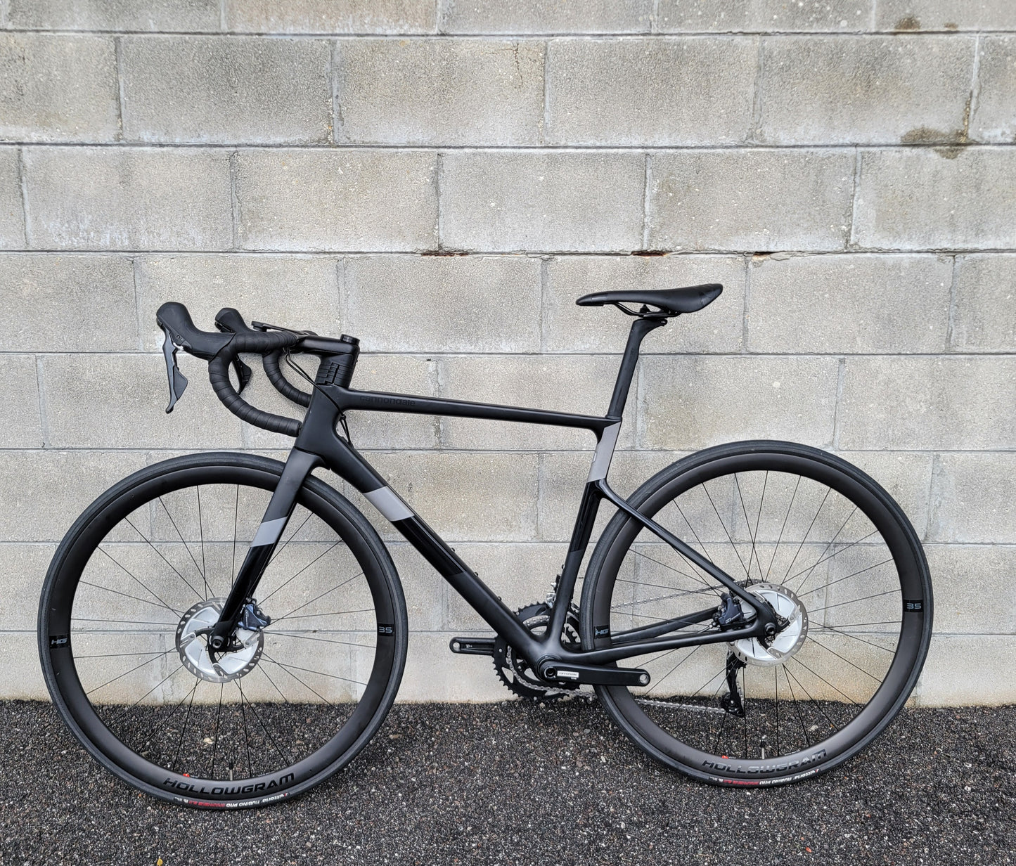 2020 Cannondale SuperSix EVO Ultegra (51cm) Carbon Wheels