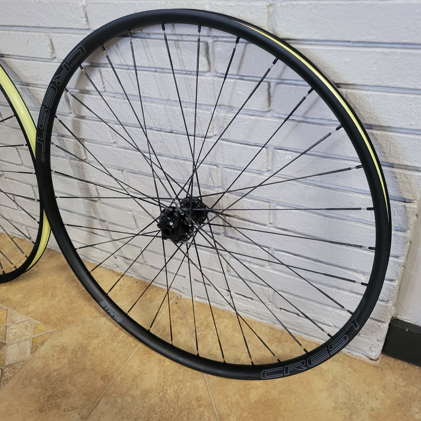 BERD wheelset Stans Crest MK4 gravel 29 700c