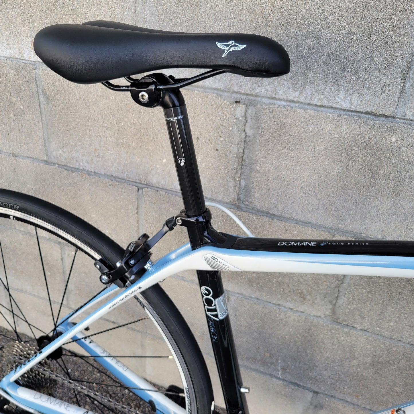 Trek Domane 4.3 WSD Carbon (52cm) + Helmet