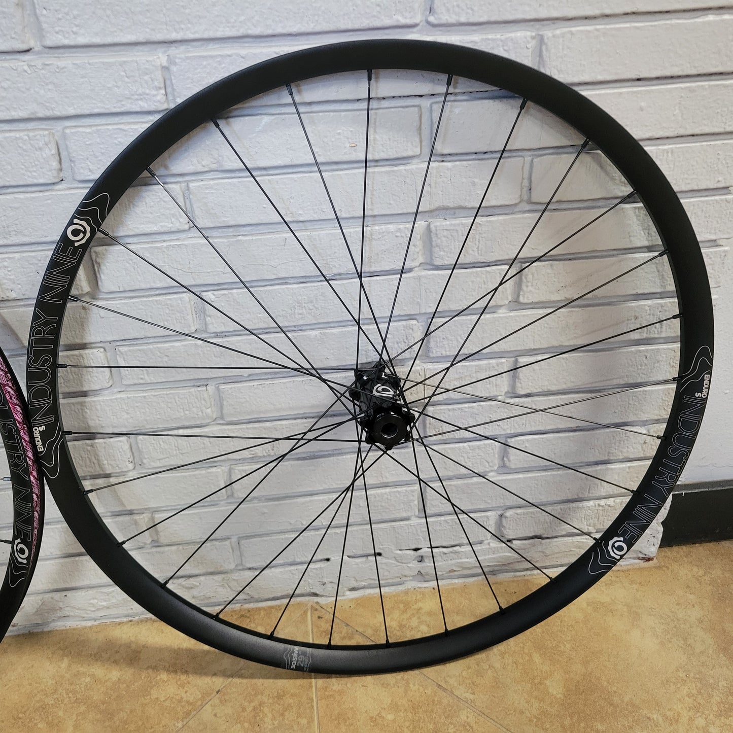Industry Nine Enduro S HYDRA Wheelset 29 Boost XD