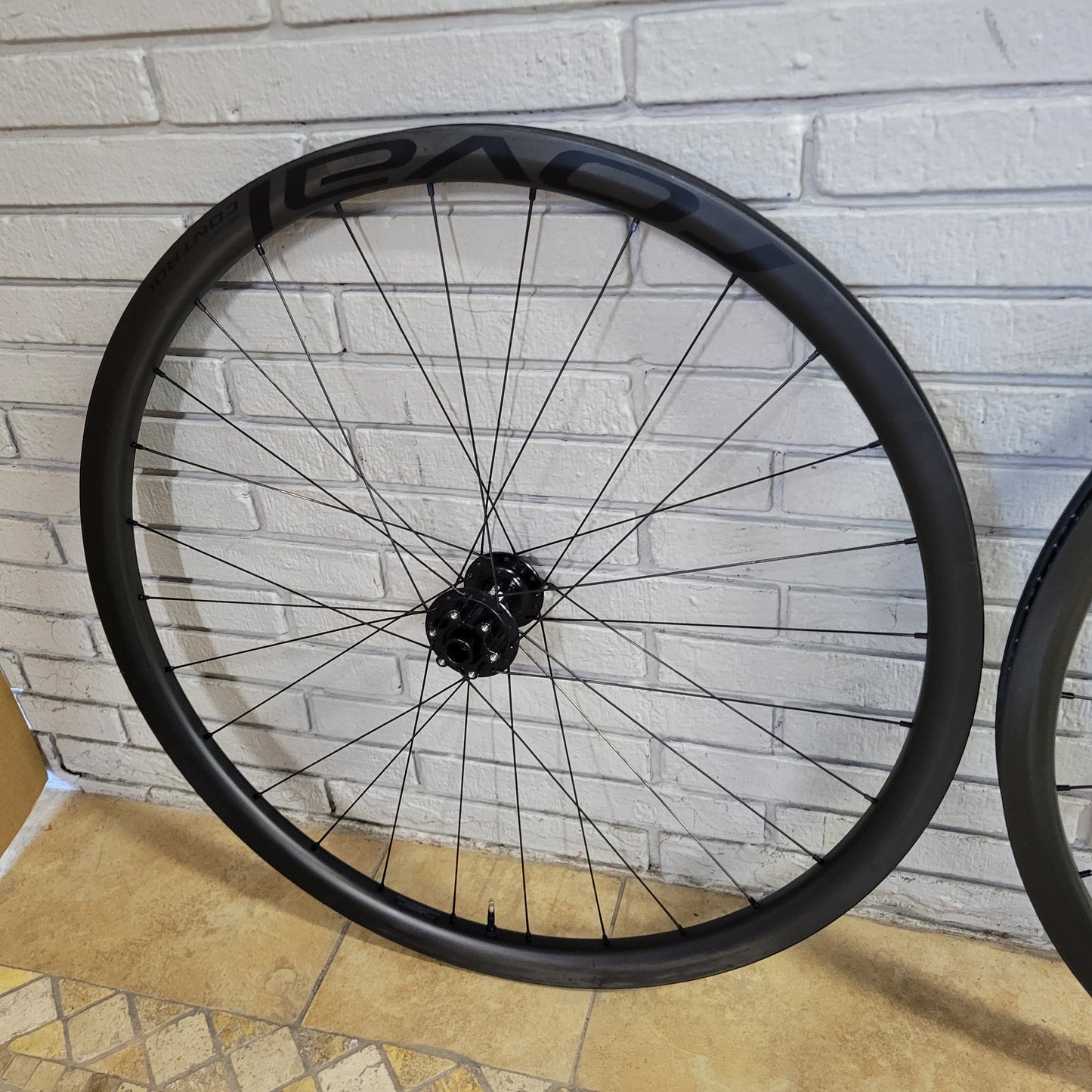 2022 Roval Control Carbon 29 wheelset