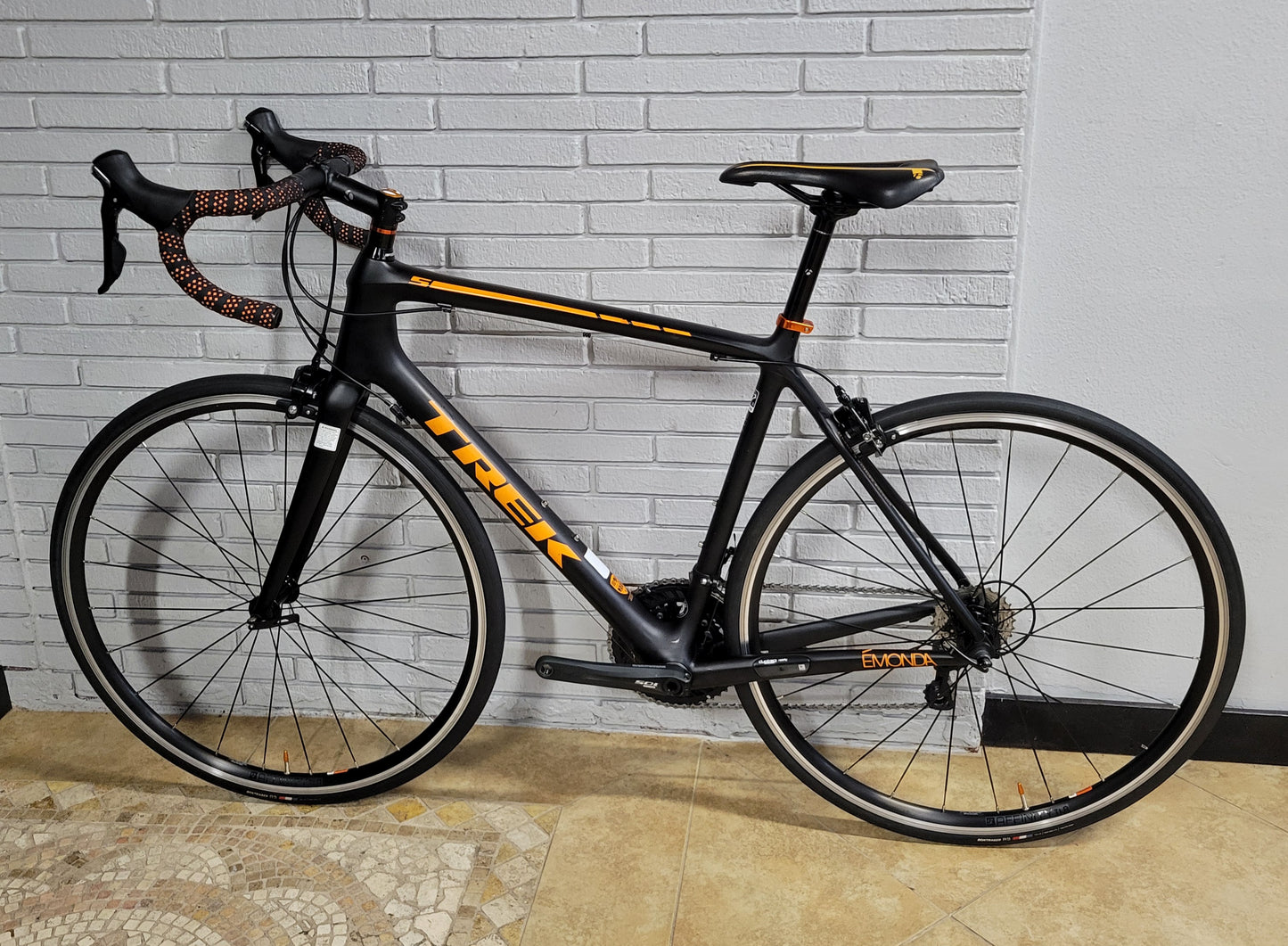 2015 Trek Emonda S5 Carbon Road Bike (56cm)