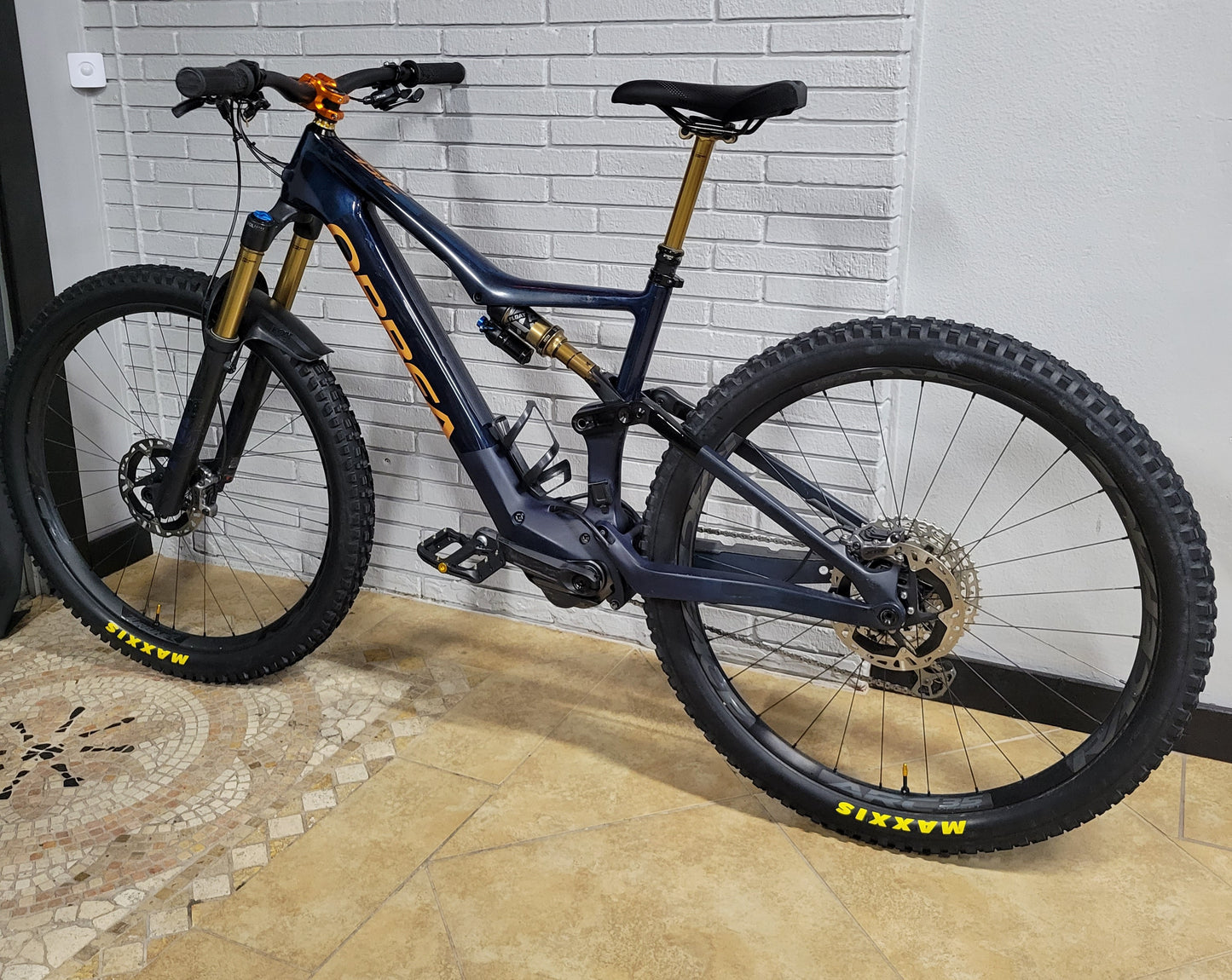 2022 Orbea Rise M-Team Carbon (Large)
