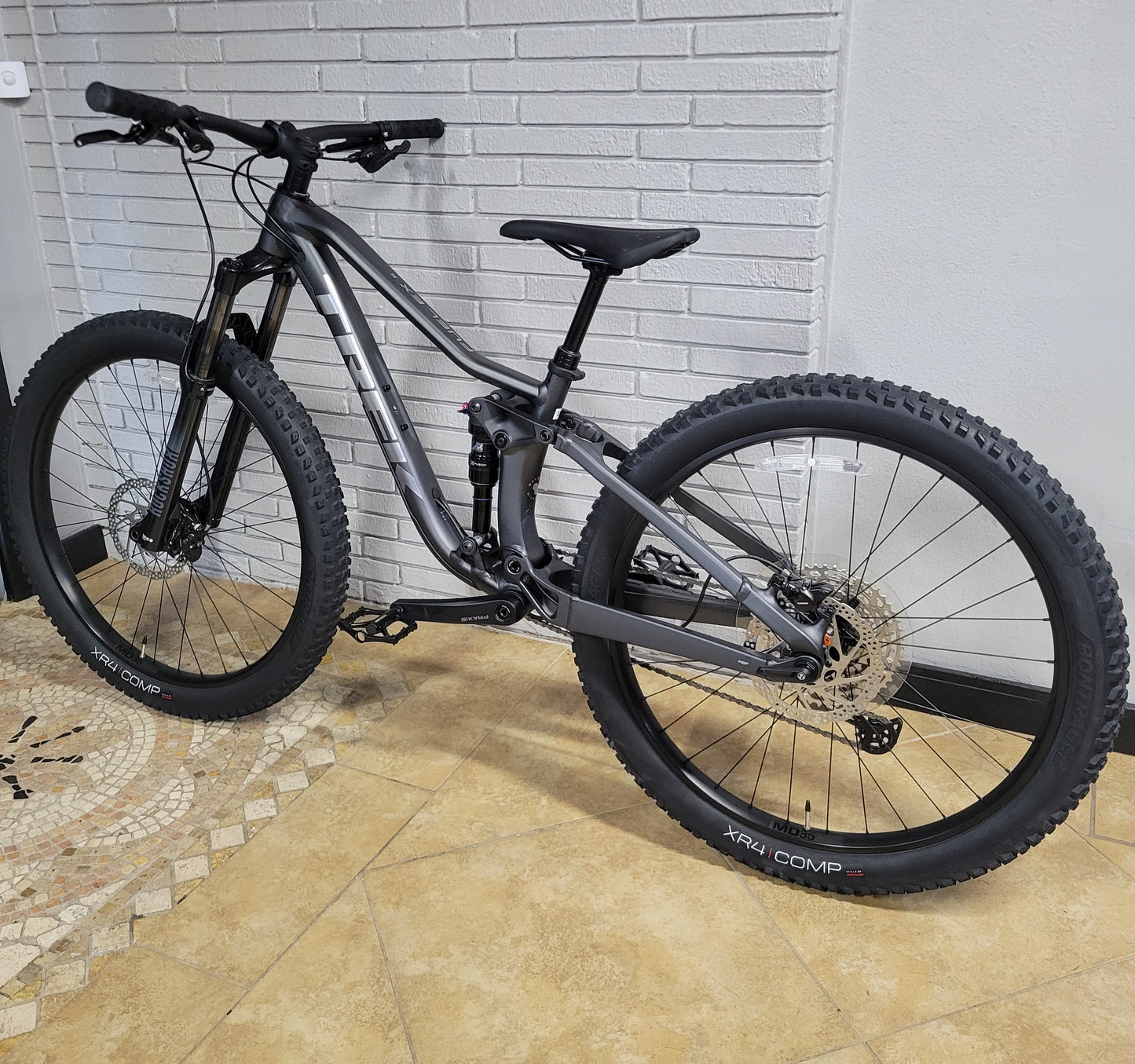 2022 Trek Fuel EX 5 Gen 5 (size XS extra small)