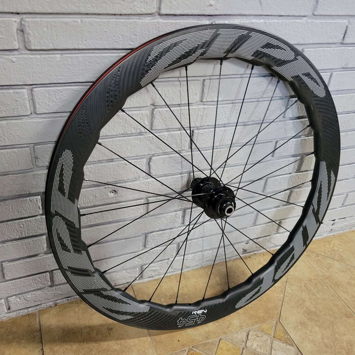 Zipp NSW 454 Rear Wheel w/ Chris King hub, Disc, Clincher