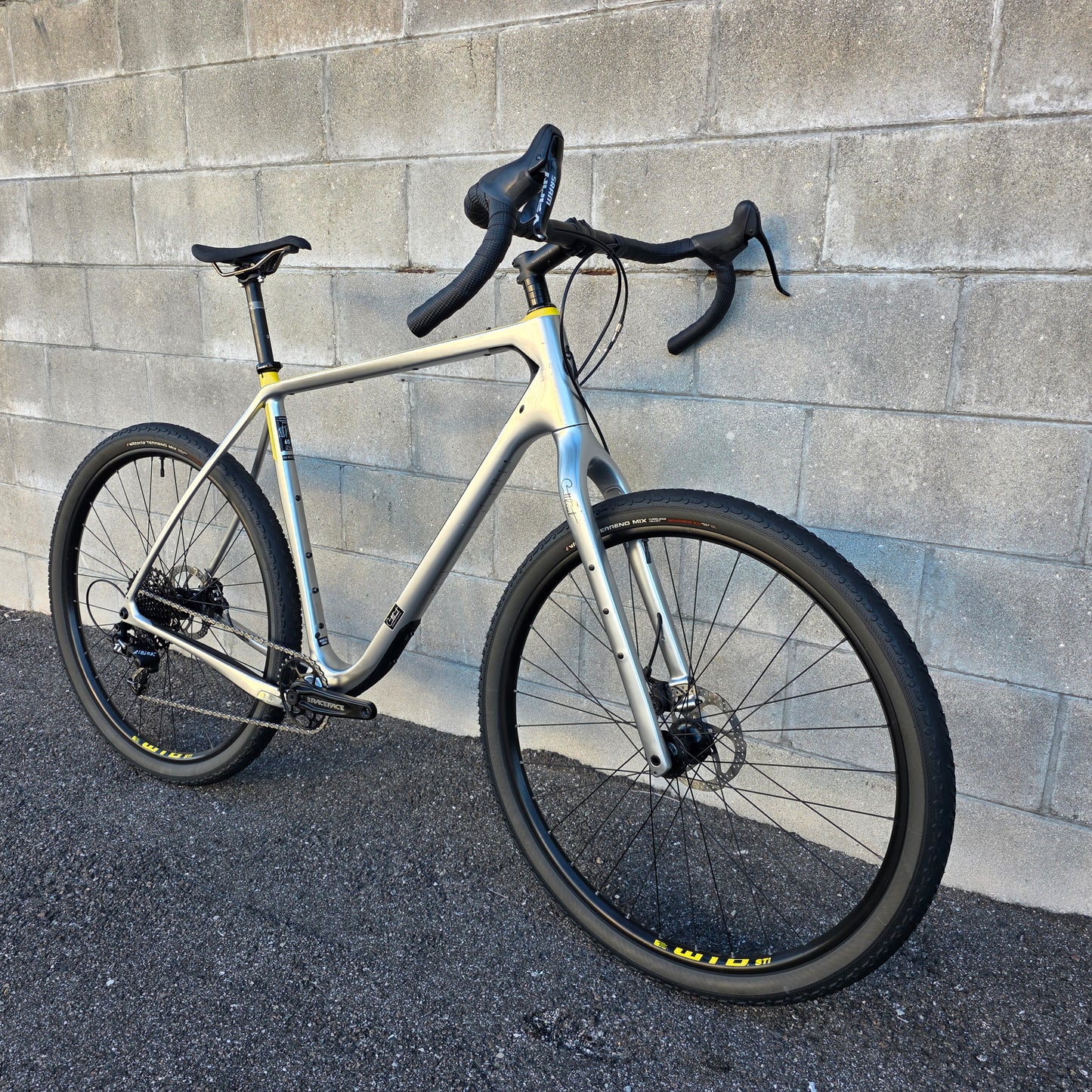 2021 Salsa Cutthroat Carbon Gravel Adventure Bike (60cm XL)