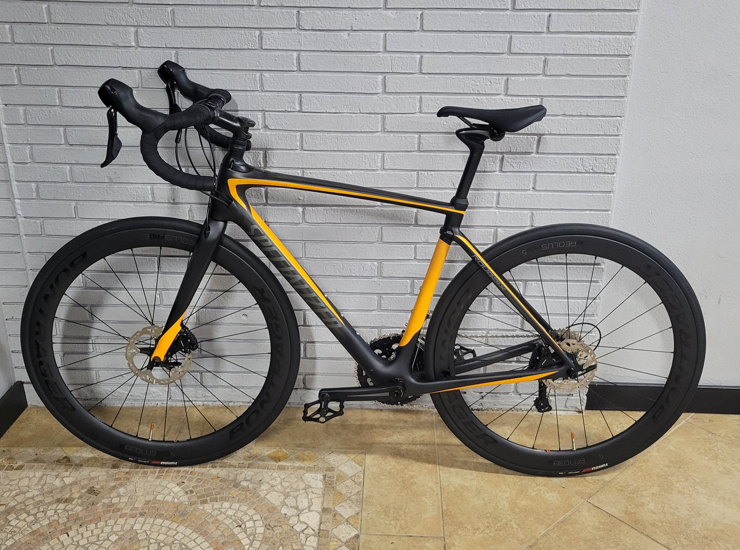 2017 Specialized Roubaix Comp Carbon 54cm Upgraded