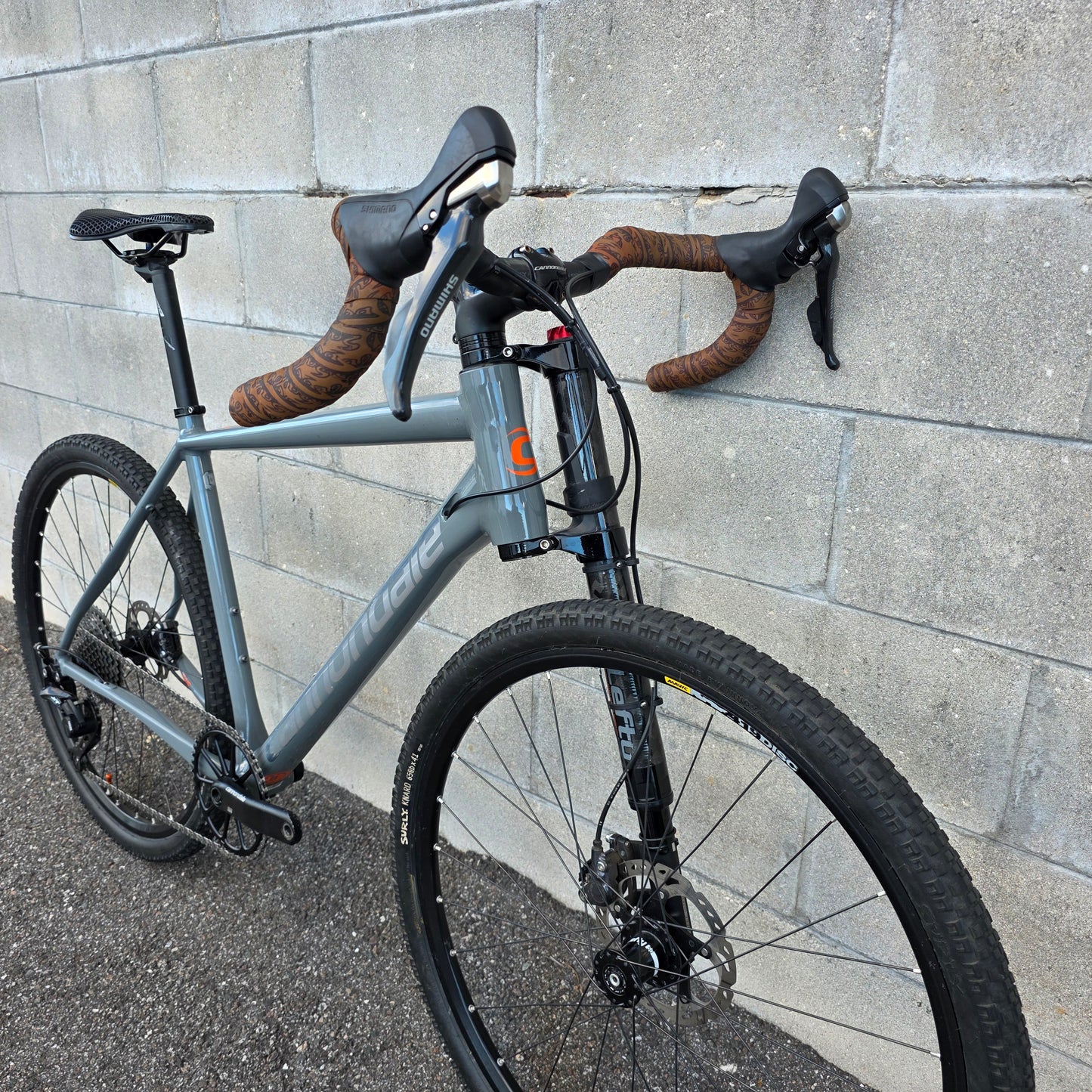 Cannondale Slate Gravel Bike (Large) Lefty Oliver Carbon 1x11