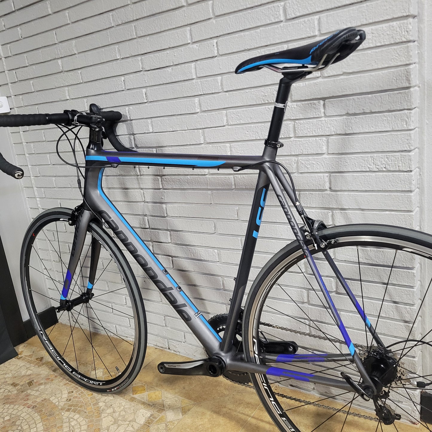 2015 Cannondale SuperSix EVO Carbon Road Bike 60cm XL