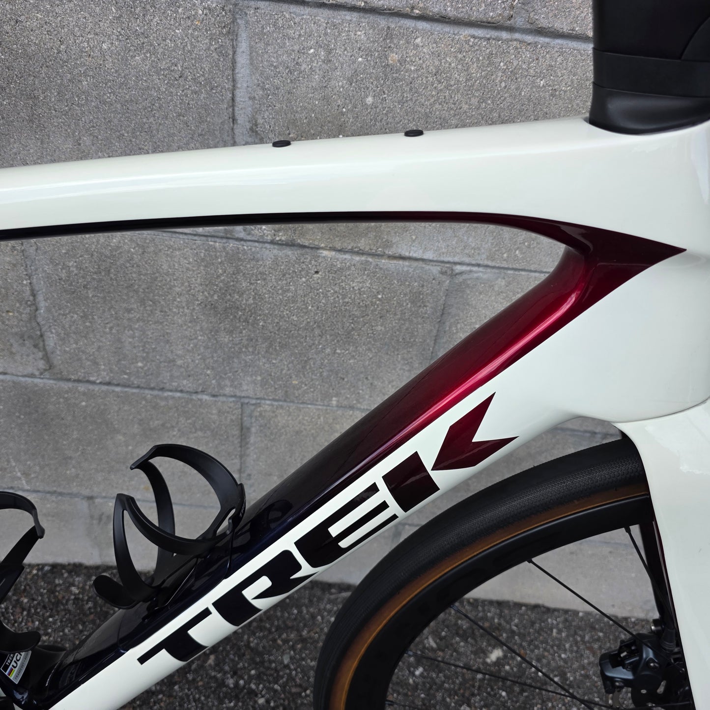 2024 Trek Domane SL7 Gen 4 (54cm) Carbon Road Bike
