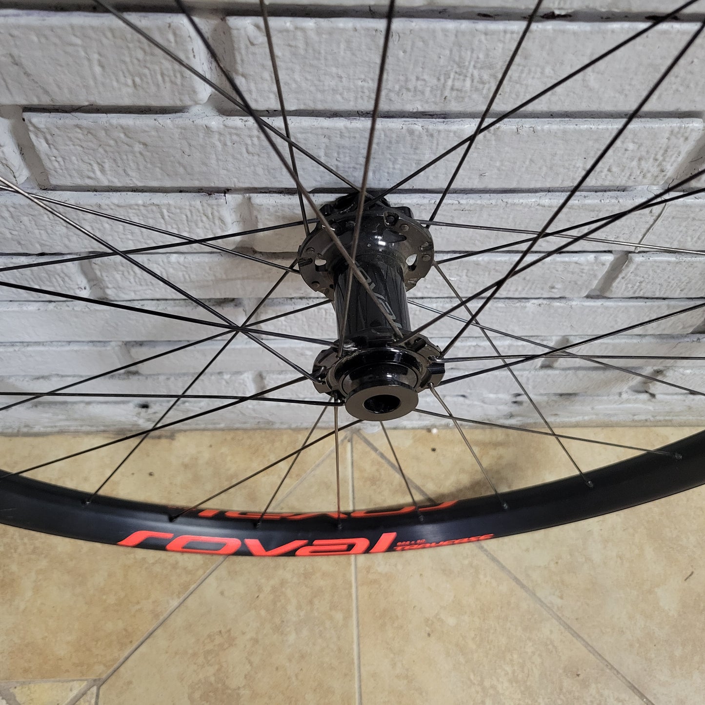 Specialized Fuse Carbon Frameset + Fork, Wheelset 29