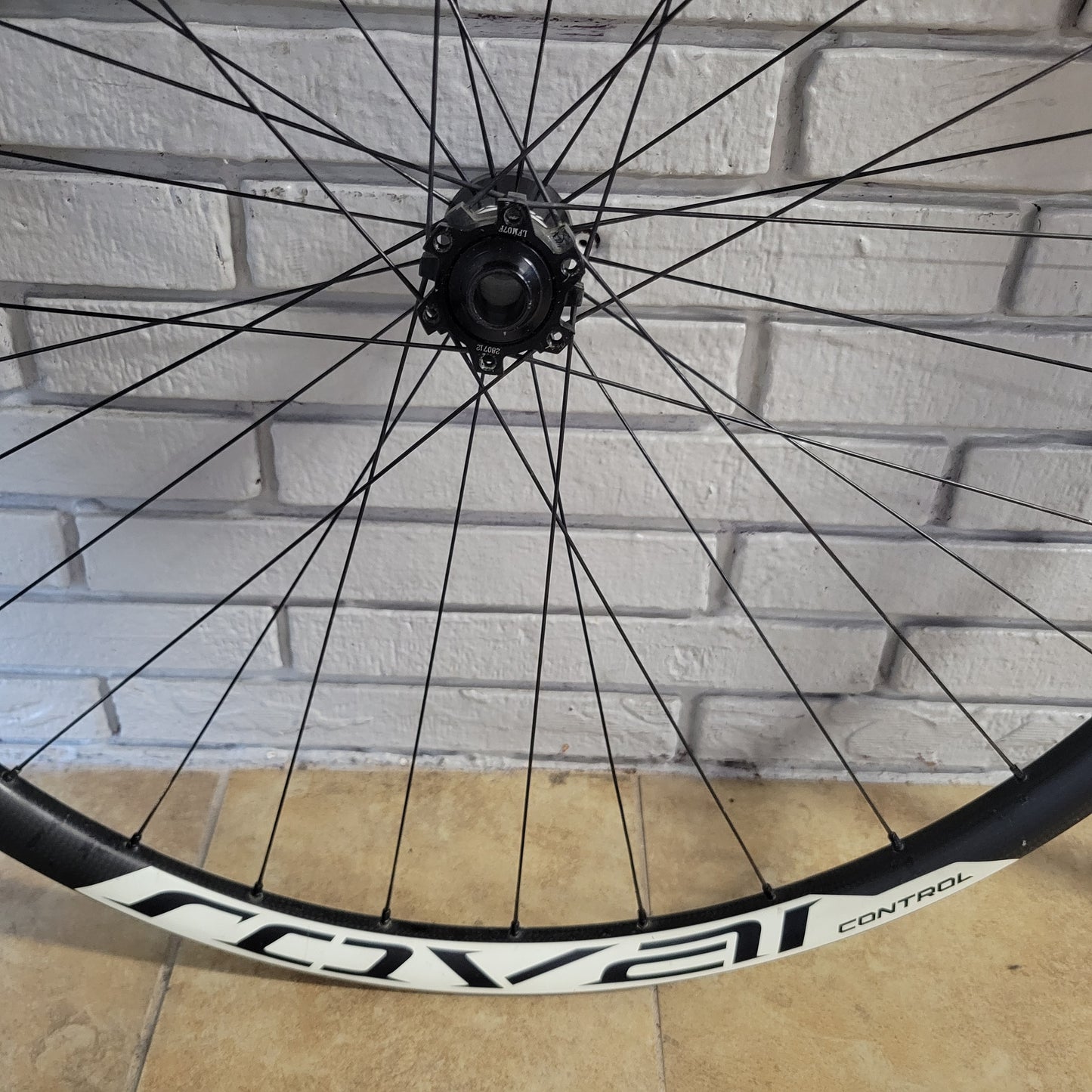 Roval Control Carbon non-boost wheels 12x142rear 15x100 or 12x100 front