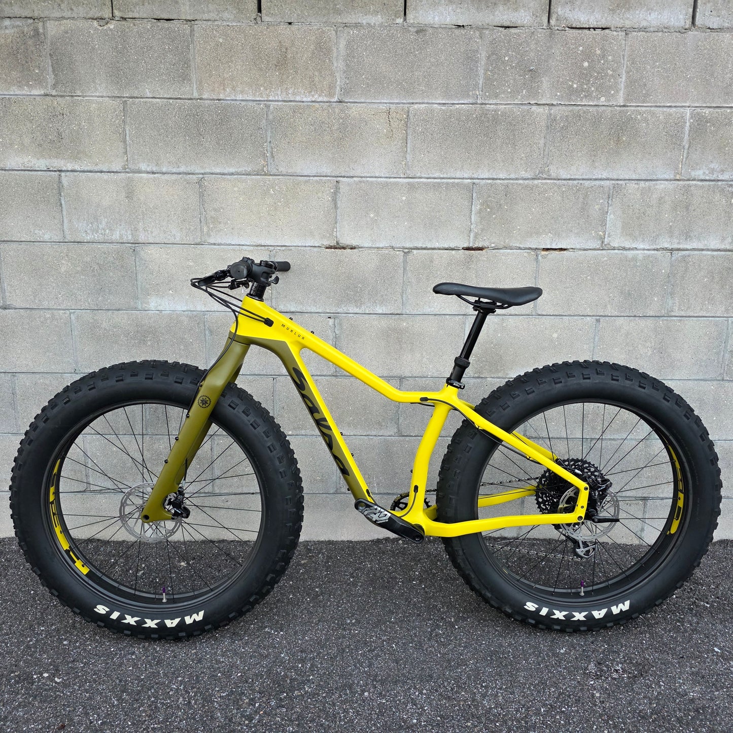 Salsa Mukluk XO1 Carbon FatBike (Small) HED Big Deal Carbon Wheelset