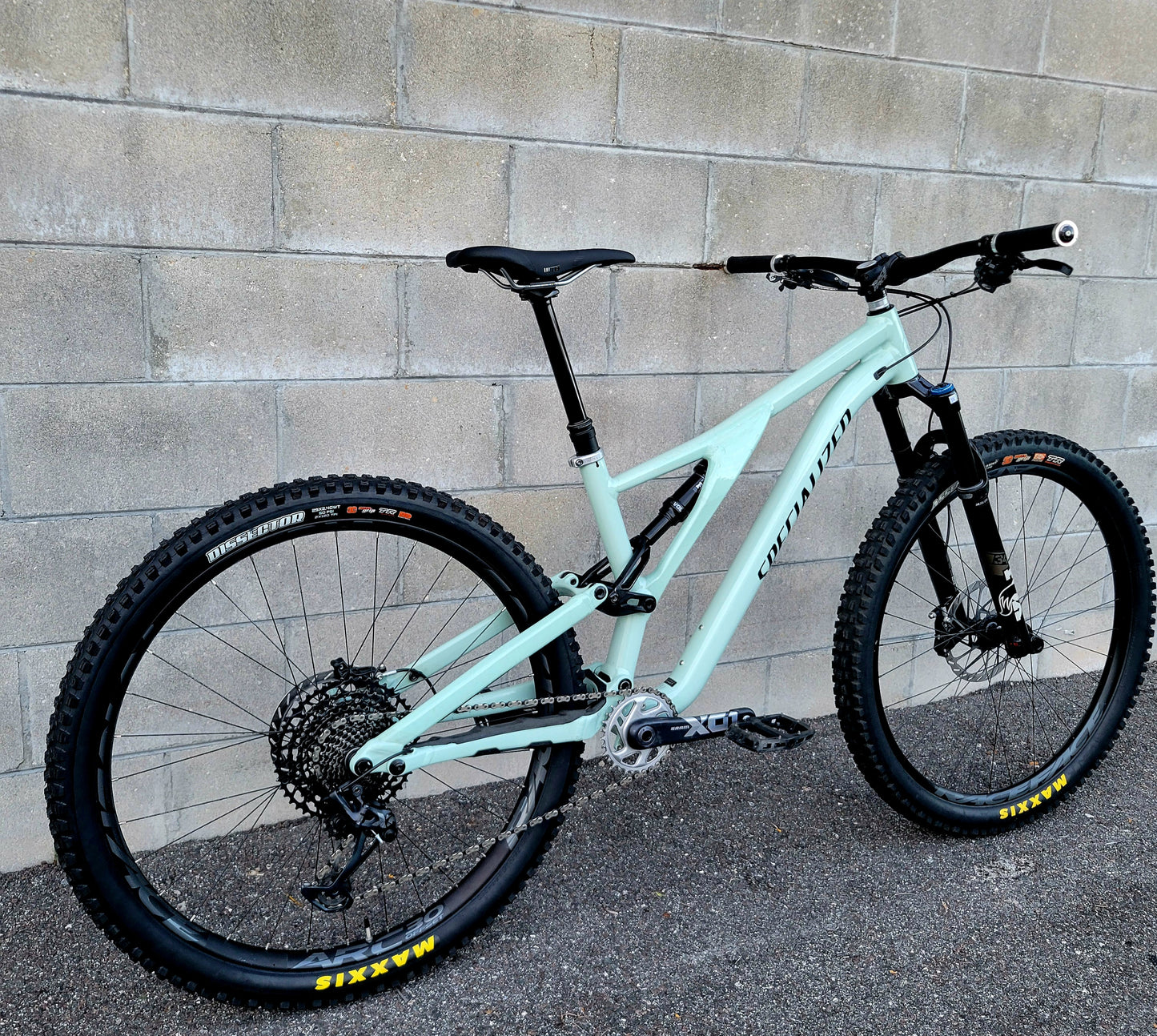 2022 Specialized Stumpjumper Alloy S4 Large - Upgraded