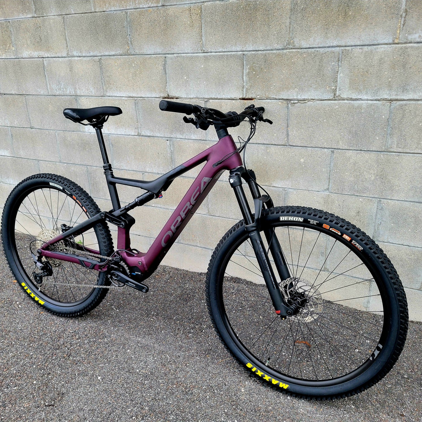 Orbea Rise H30 E-MTB (Large)