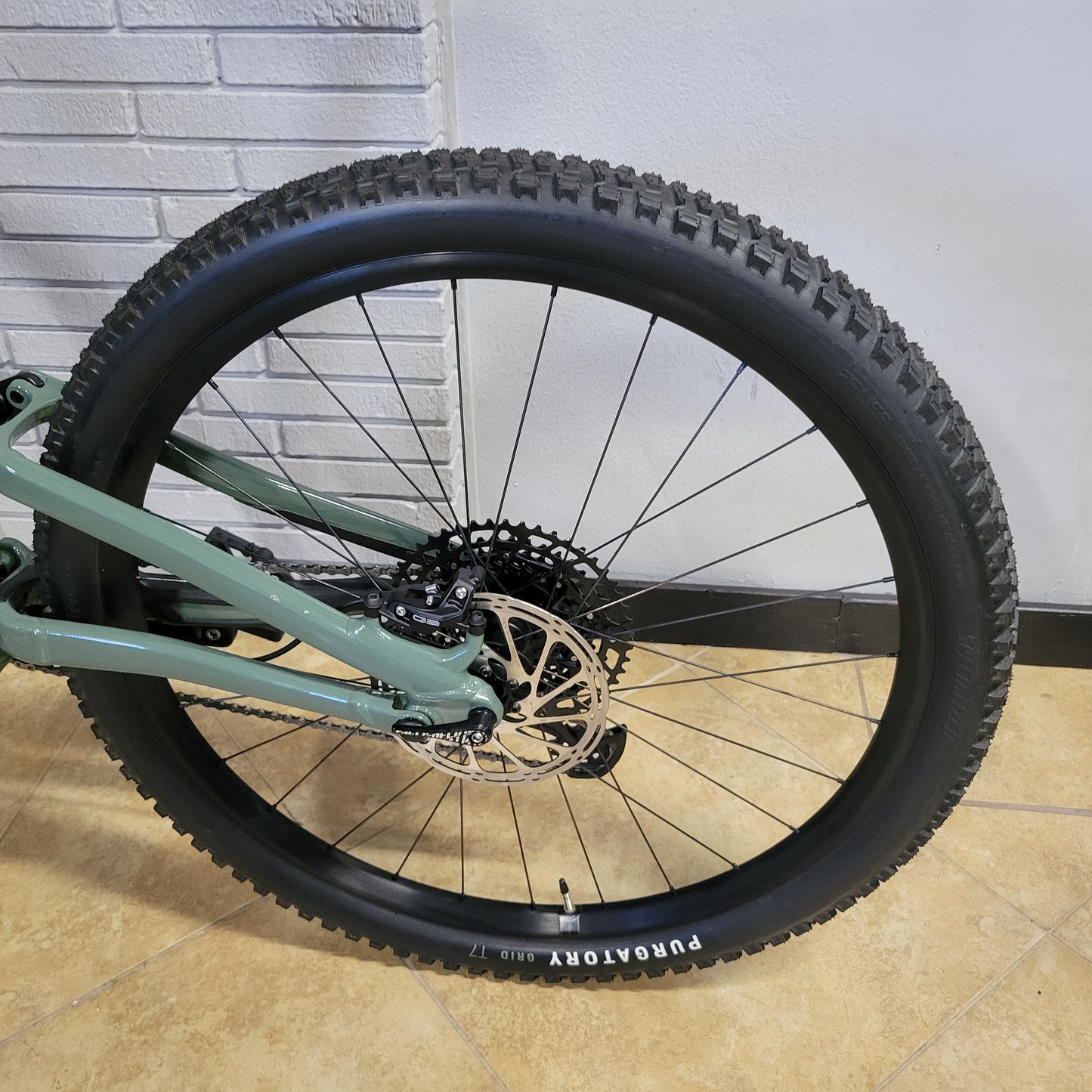 2023 Specialized Stumpjumper Comp Alloy 29 (s3 Medium)