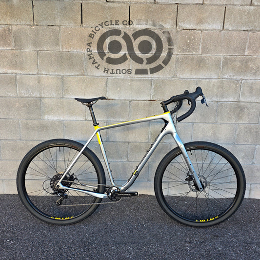 2021 Salsa Cutthroat Carbon Gravel Adventure Bike (60cm XL)