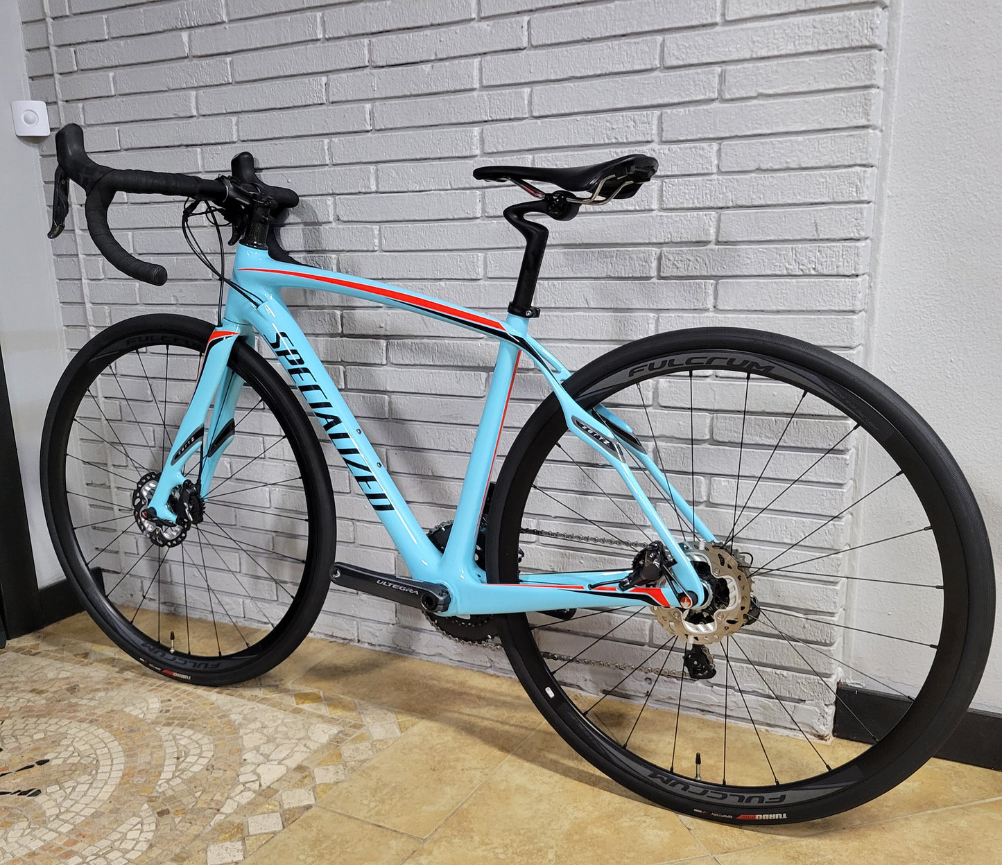 2016 Specialized Roubaix Expert Ultegra Di2 (49cm Extra Small)