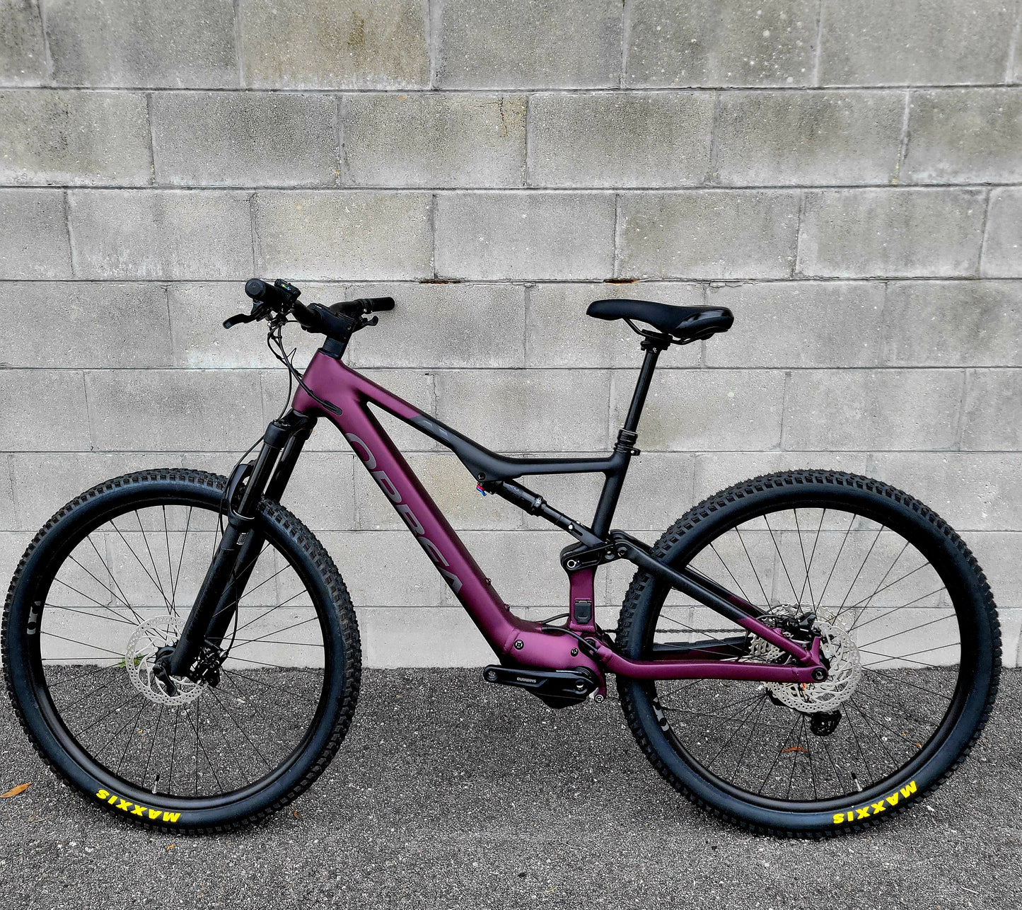Orbea Rise H30 E-MTB (Large)