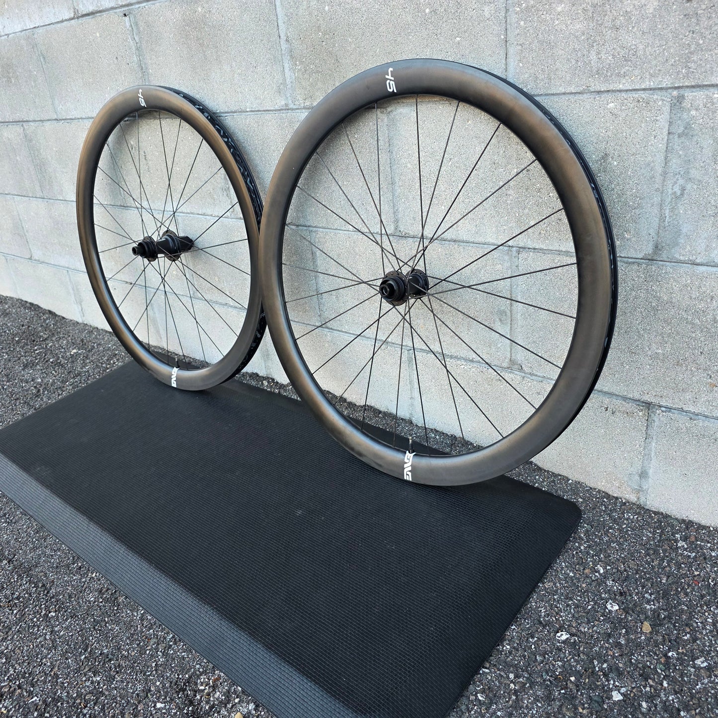 ENVE 45 Foundation DISC Carbon Road Bike Wheelset Shimano