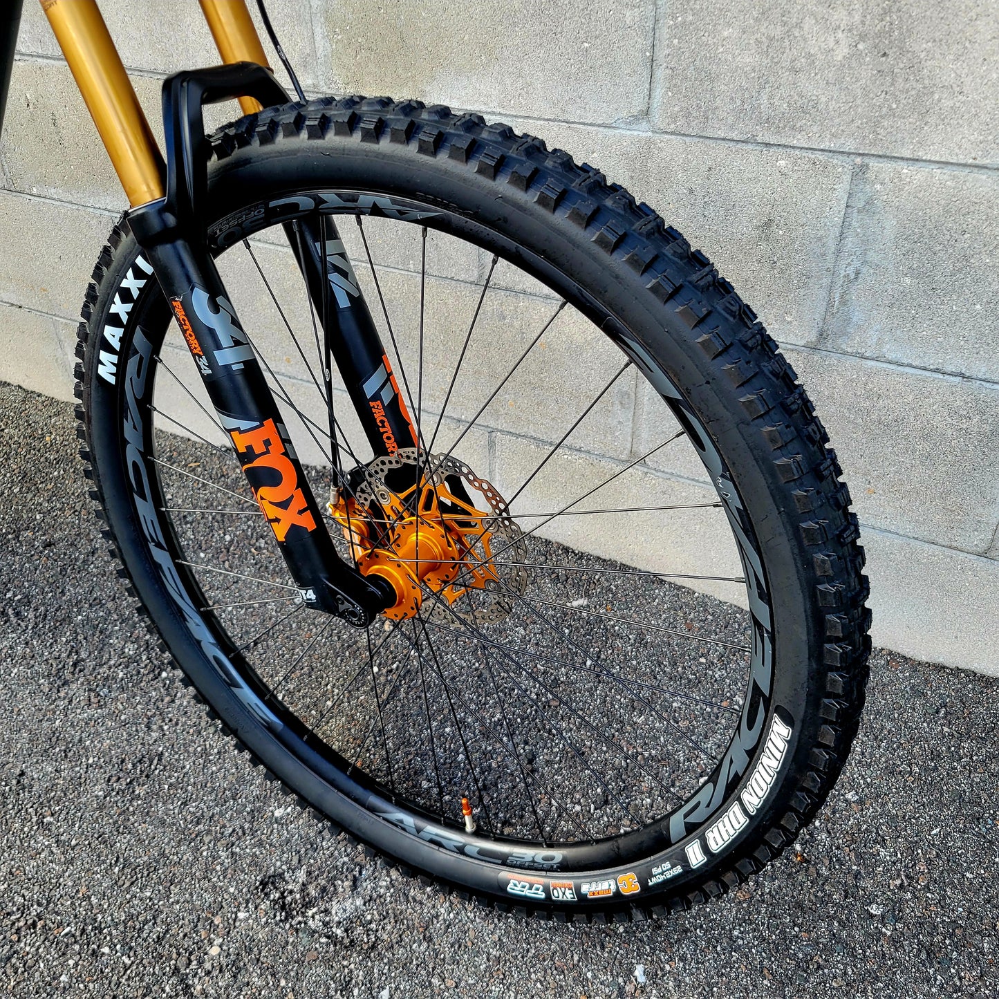 YT Jeffsey Carbon Pro Race 29 (Large)