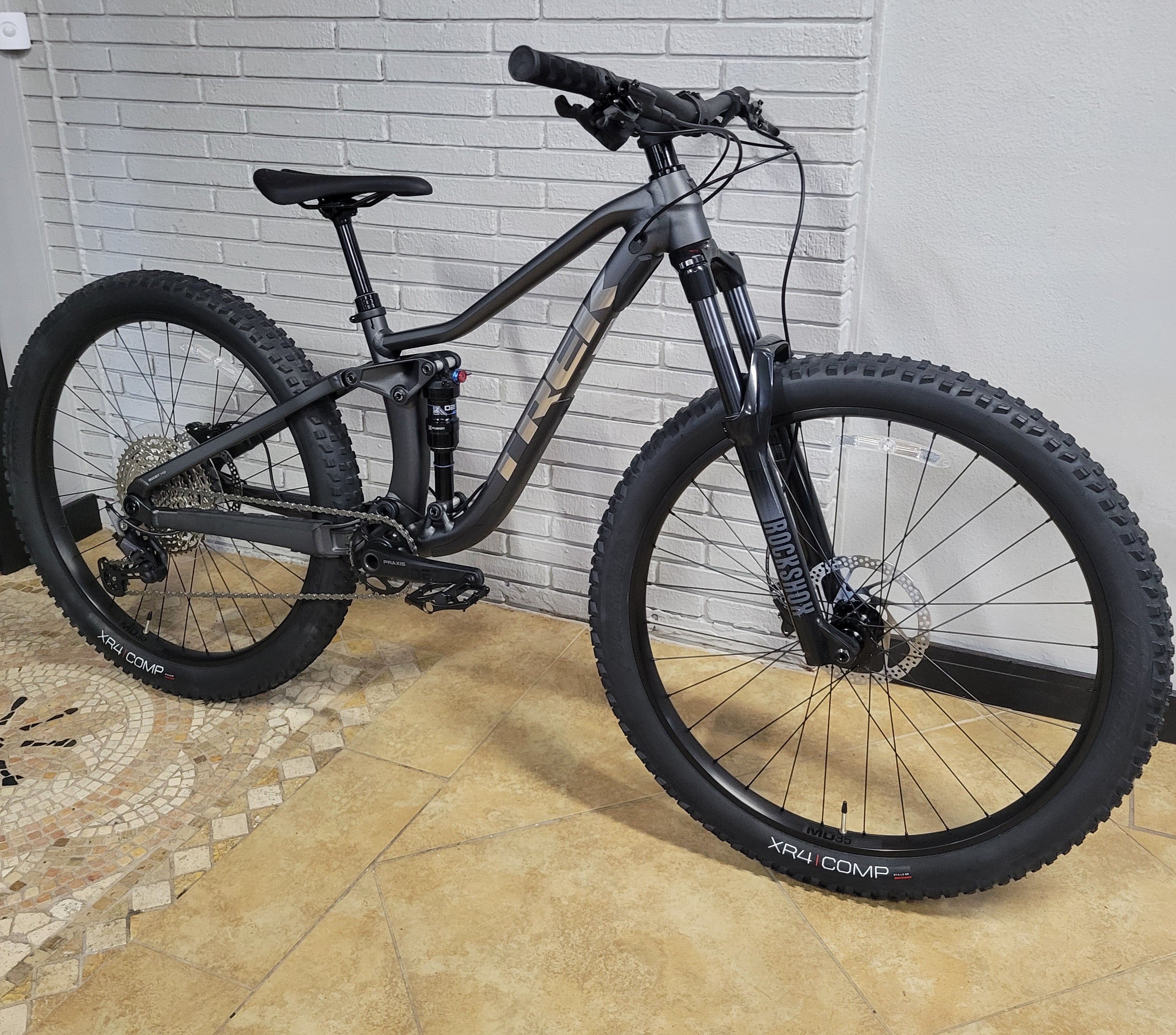 2021 Trek Trek Fuel Ex Small Trek Fuel Ex5 2021 TREK FUEL EX DEORE