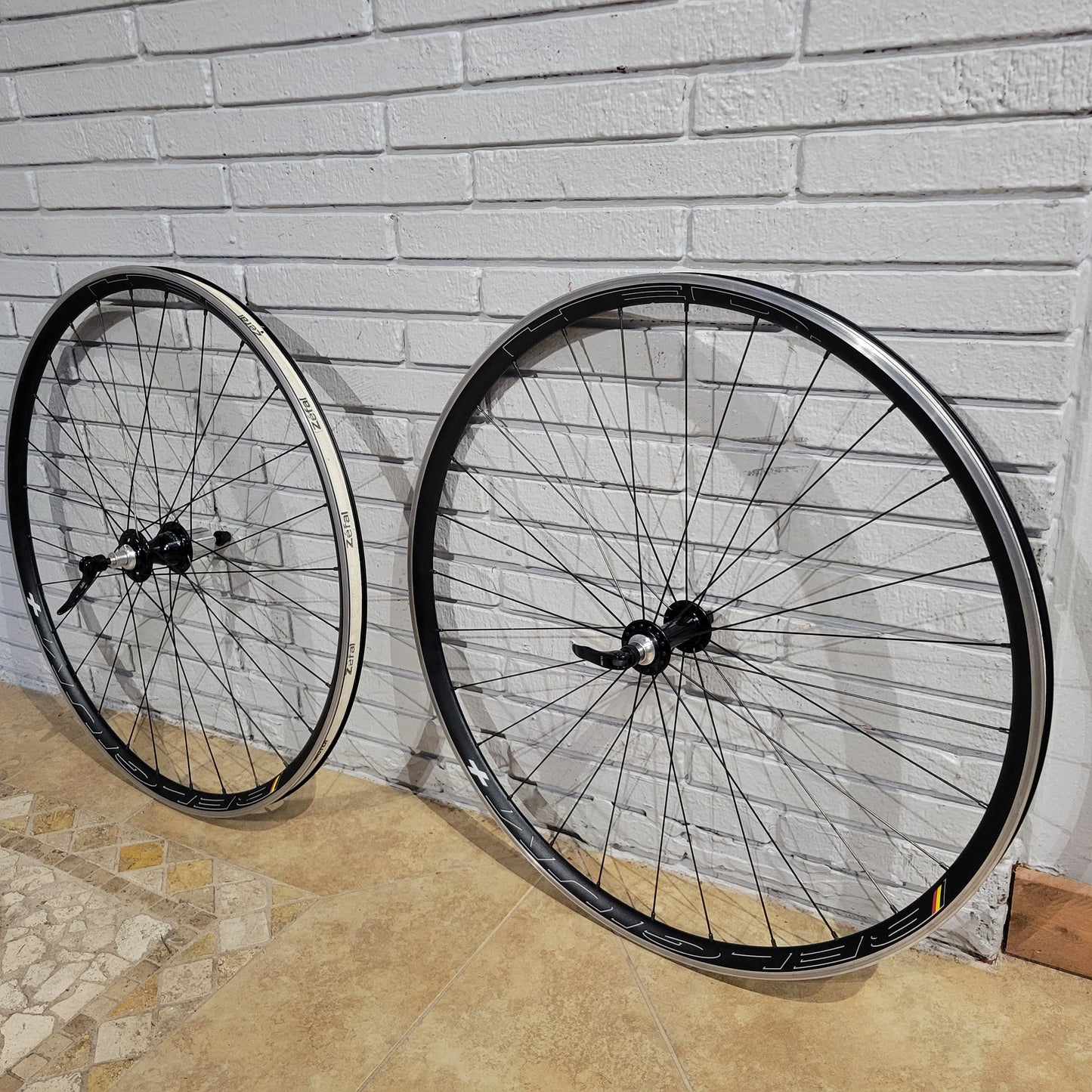 HED Belgium Chris King Wheelset Rim