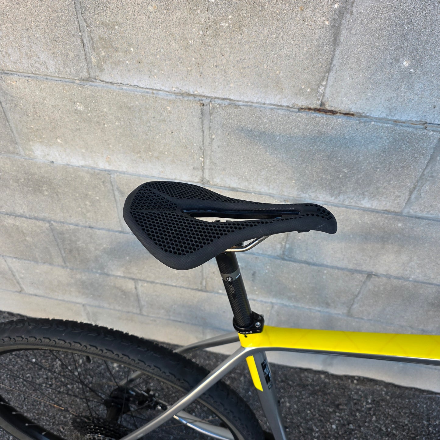 2021 Salsa Cutthroat Carbon Gravel Adventure Bike (60cm XL)